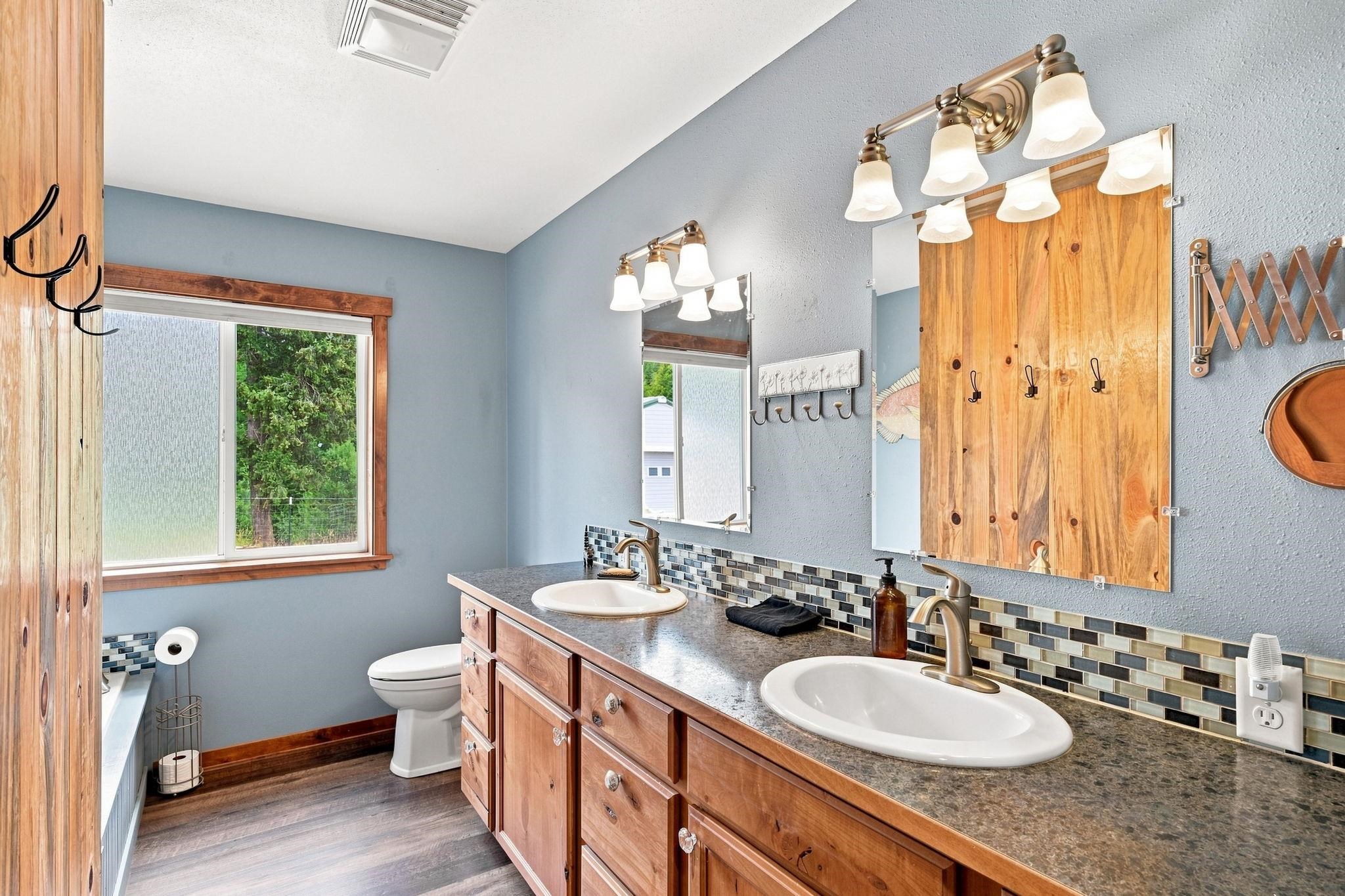 1576 Sunrise Hill Ln - Photo 18