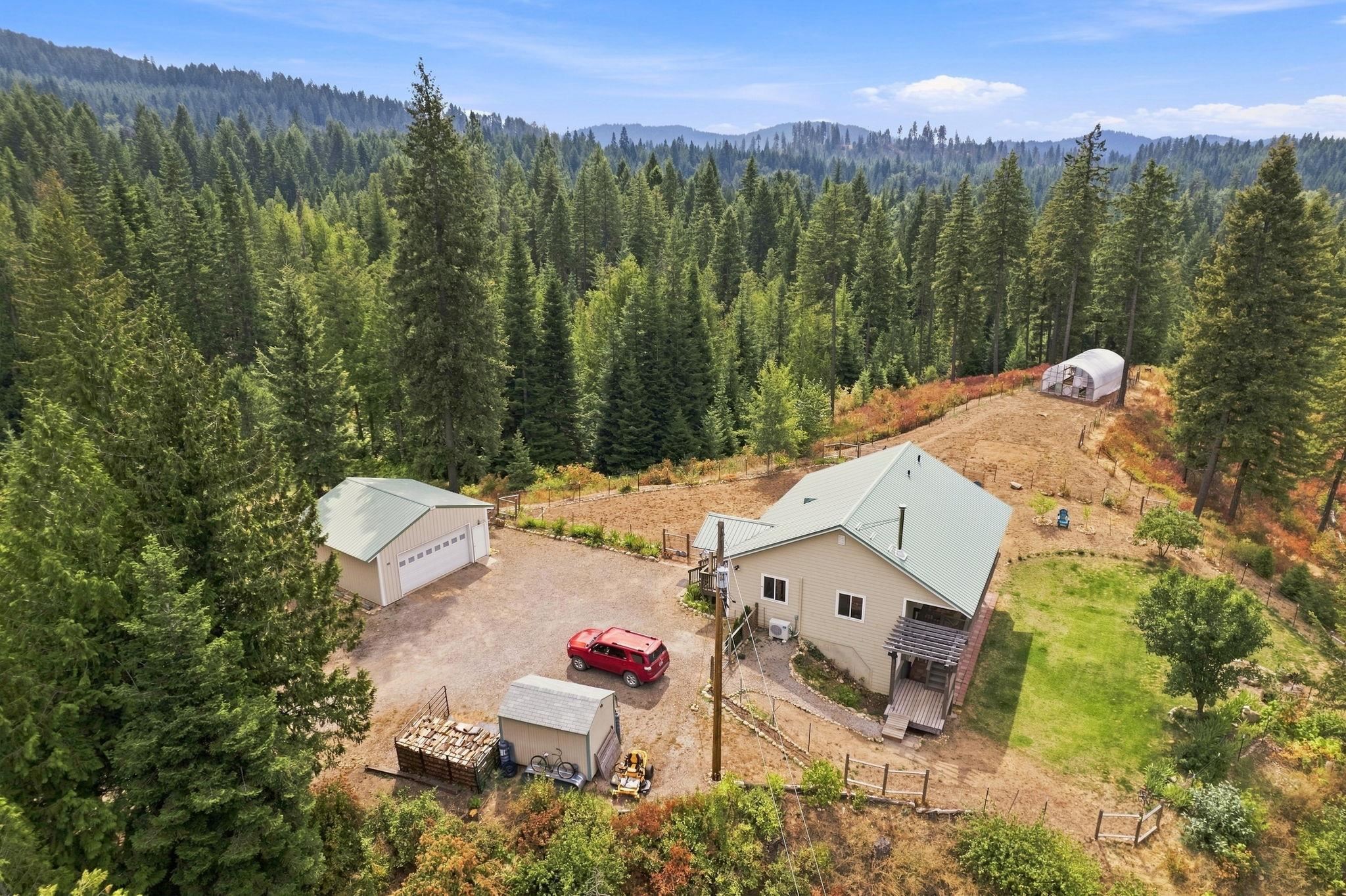 1576 Sunrise Hill Ln - Photo 33