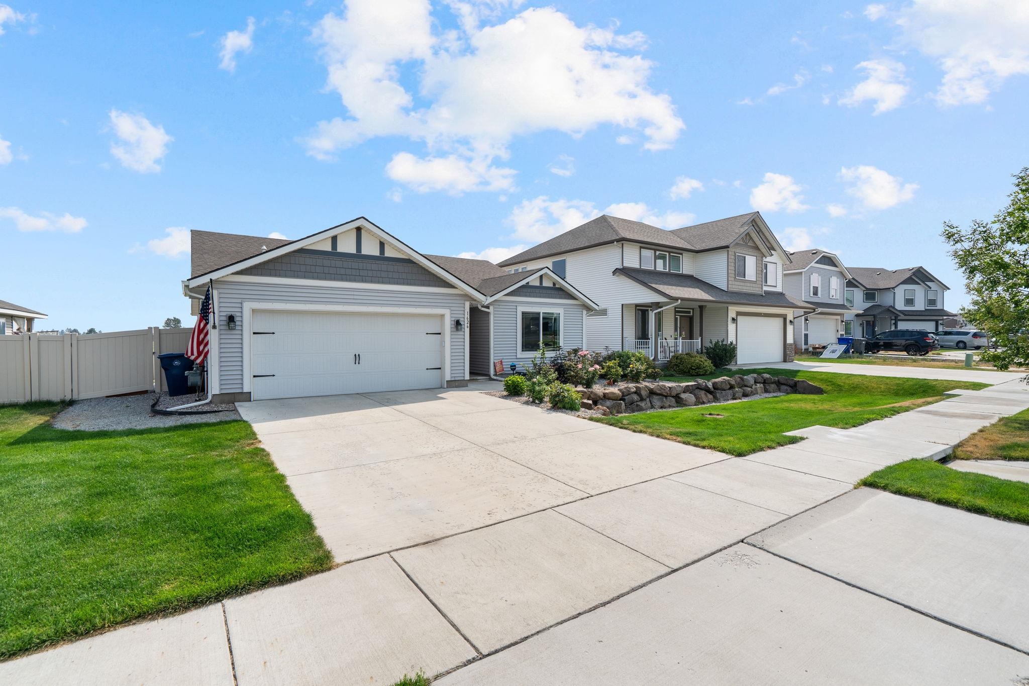 1626 E C St - Photo 3