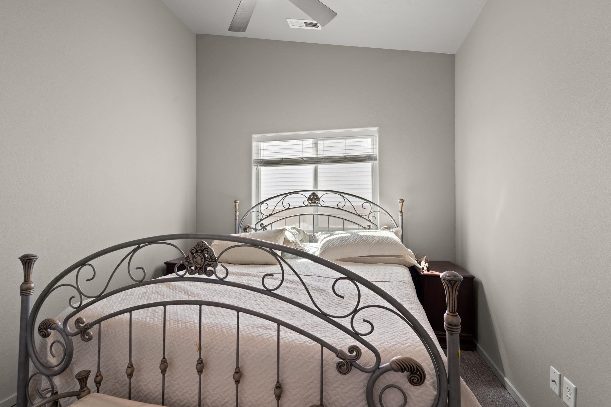 1626 E C St - Photo 5