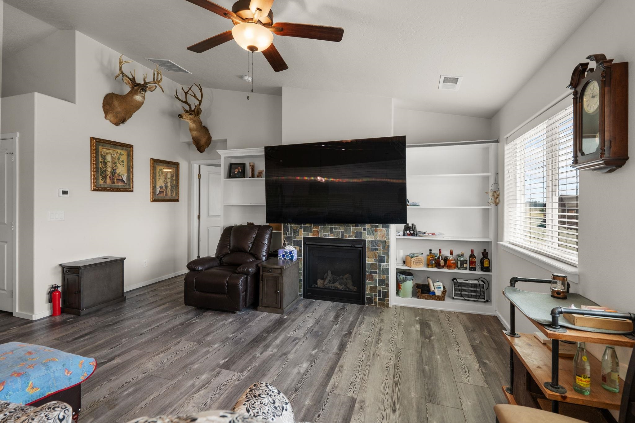 1626 E C St - Photo 9