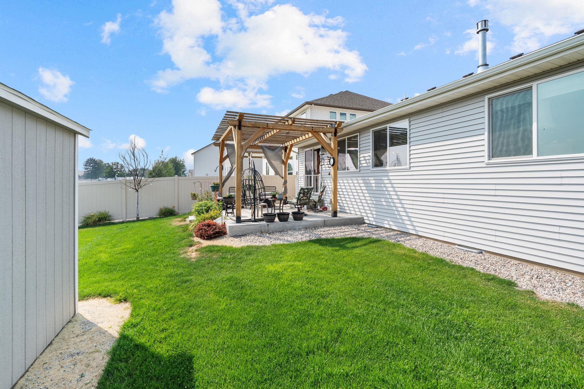 1626 E C St - Photo 24
