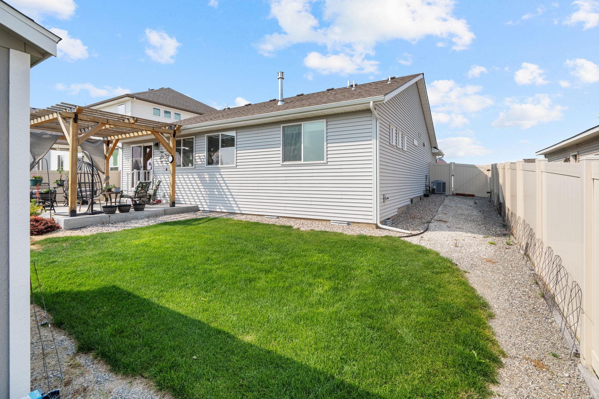1626 E C St - Photo 25