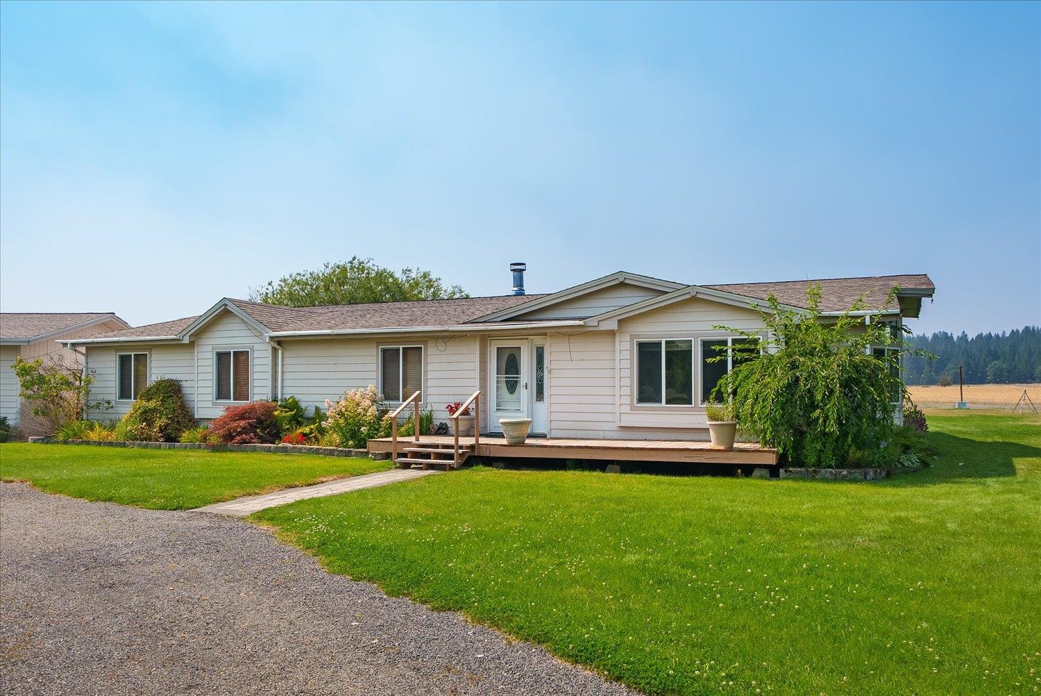 20211 N Austin Rd - Photo 1