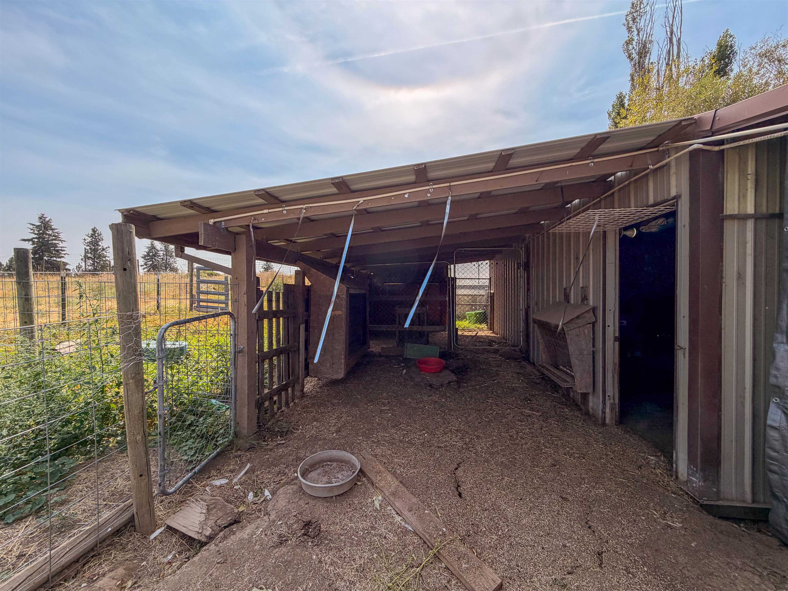 11726 E Day- Mt Spokane Rd - Photo 21