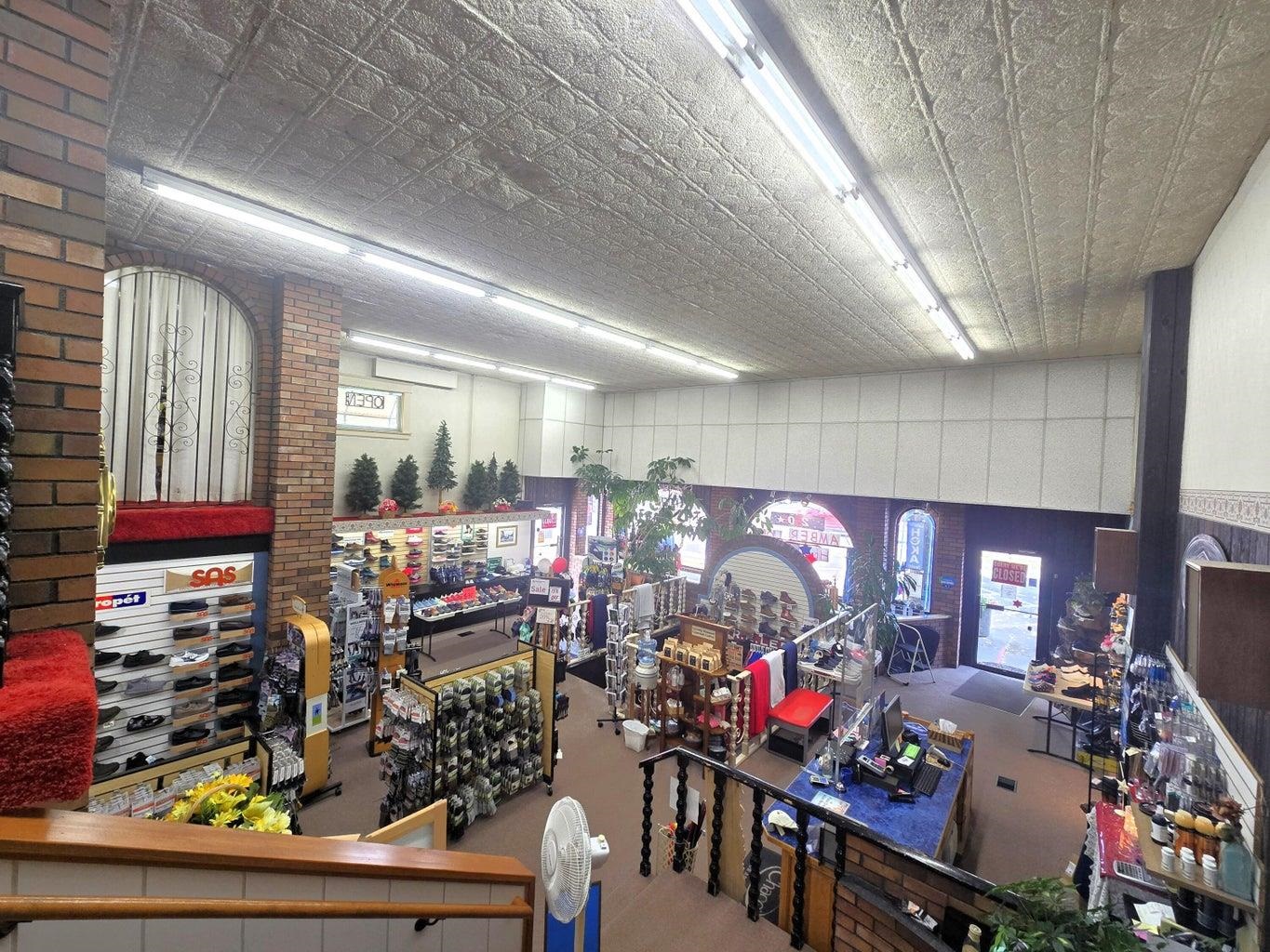 135 E 1st Ave - Photo 6