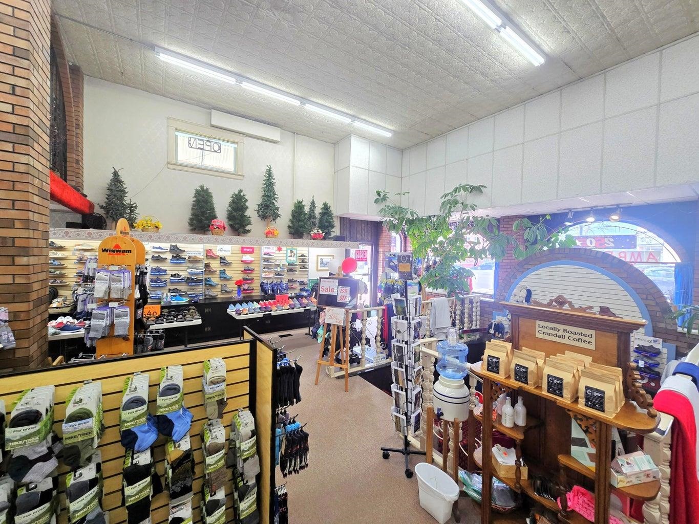 135 E 1st Ave - Photo 7