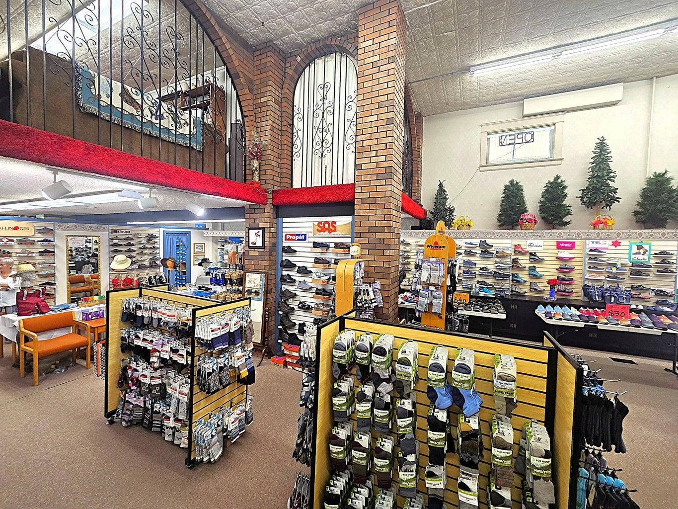 135 E 1st Ave - Photo 8
