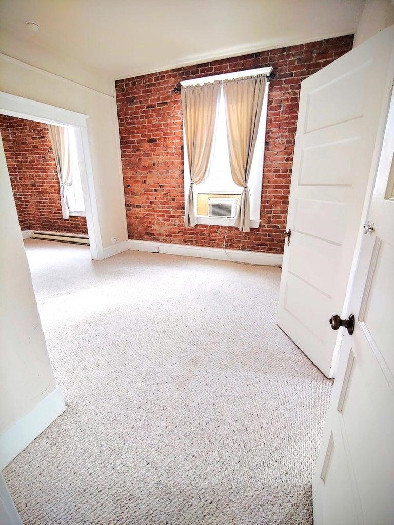 135 E 1st Ave - Photo 17