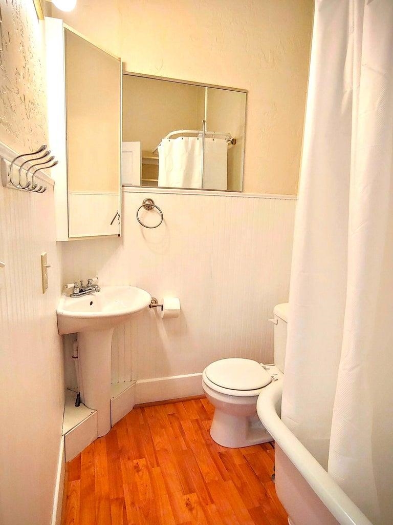 135 E 1st Ave - Photo 29