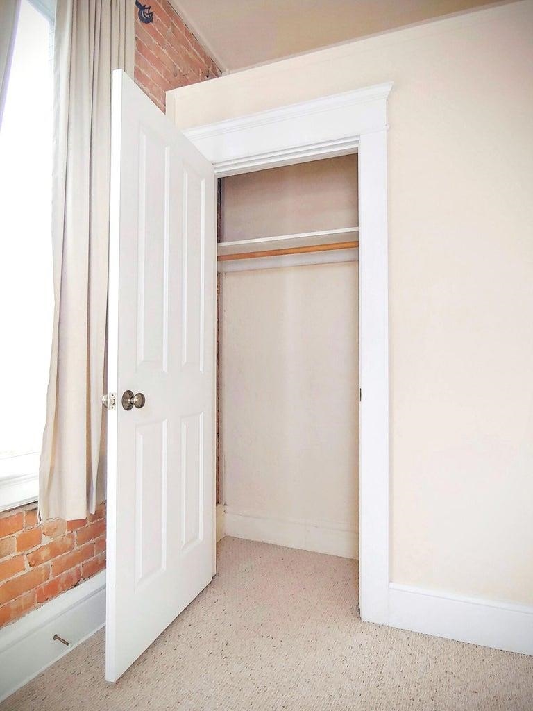 135 E 1st Ave - Photo 37