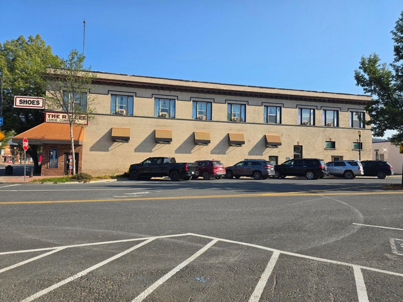 135 E 1st Ave - Photo 49