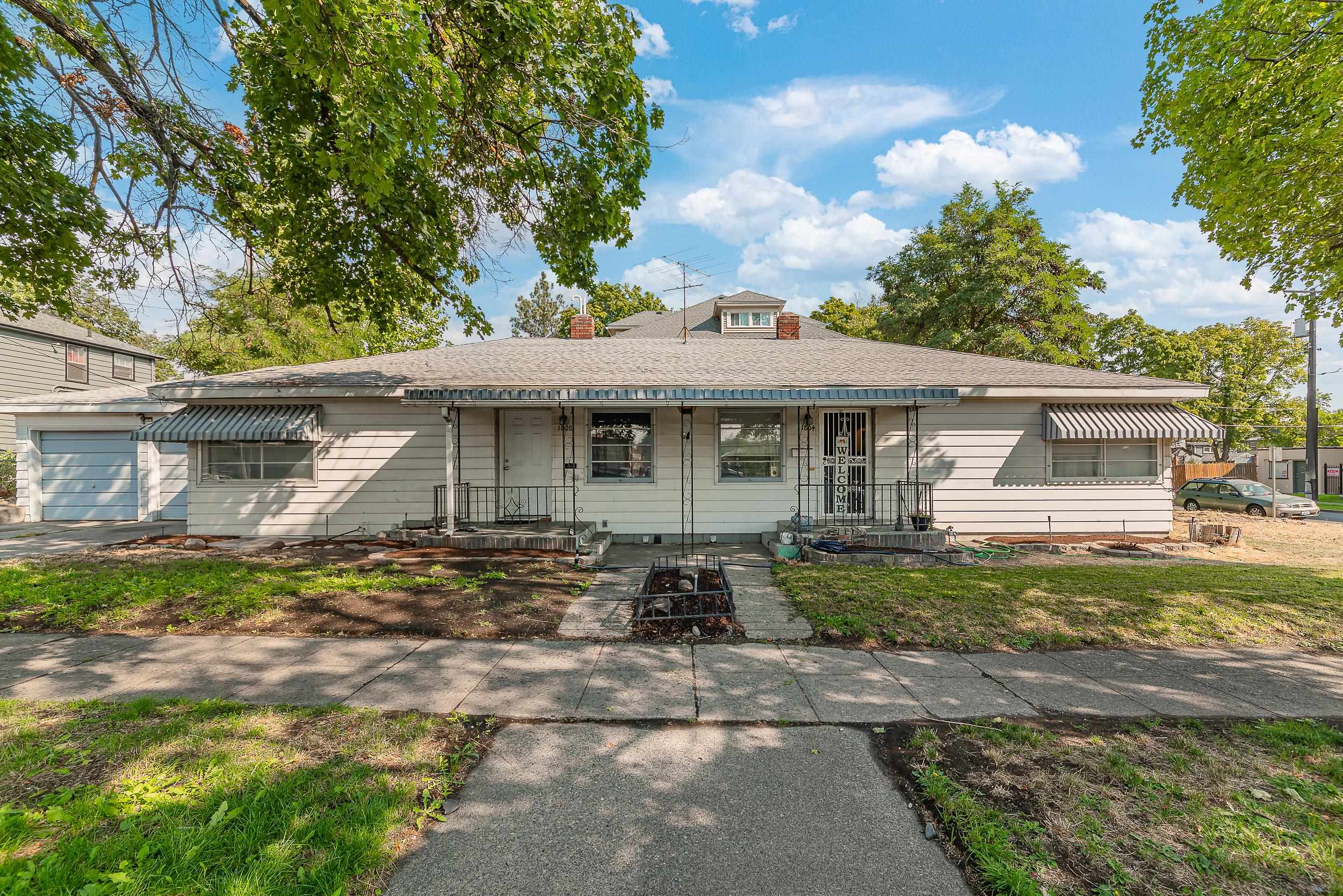 1804 W 2nd Ave - Photo 1