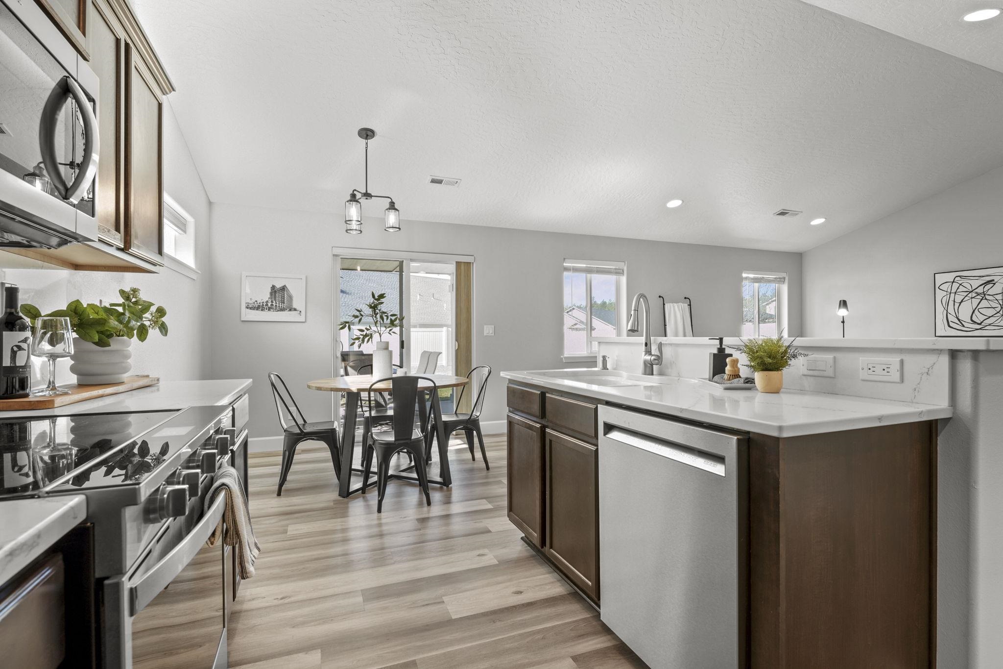 7118 S Parkridge Blvd - Photo 10
