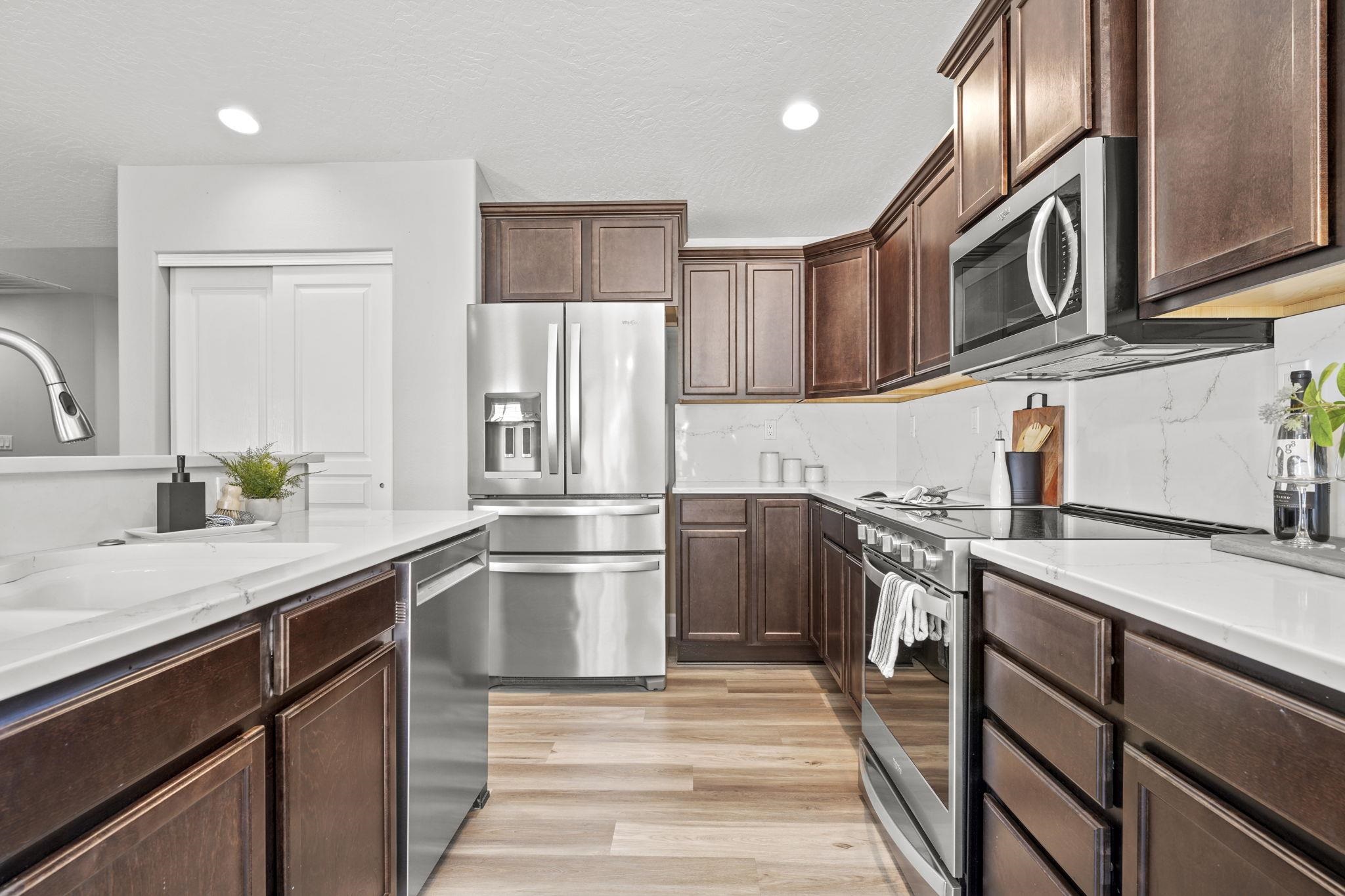 7118 S Parkridge Blvd - Photo 13