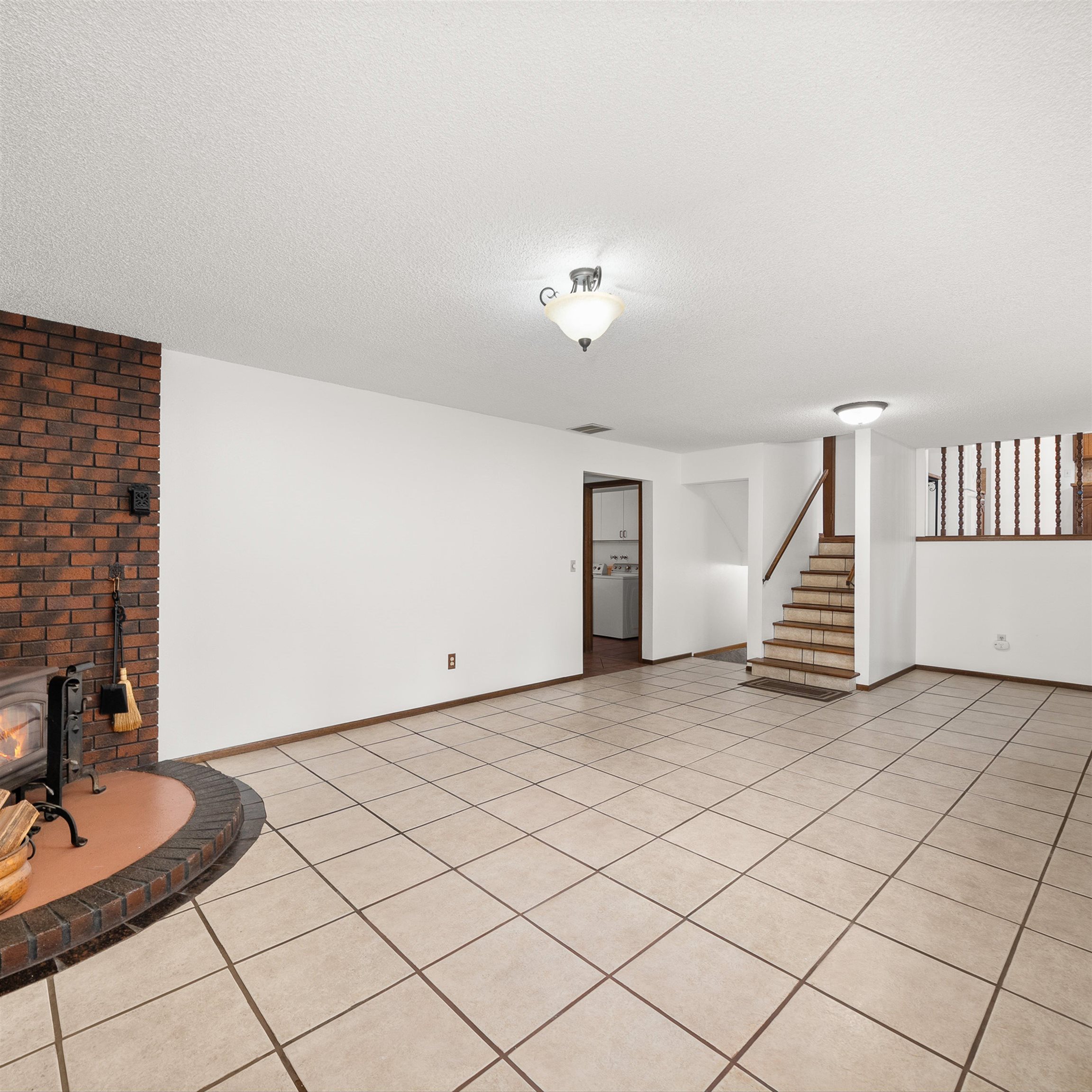 8516 N Greenwood St - Photo 10
