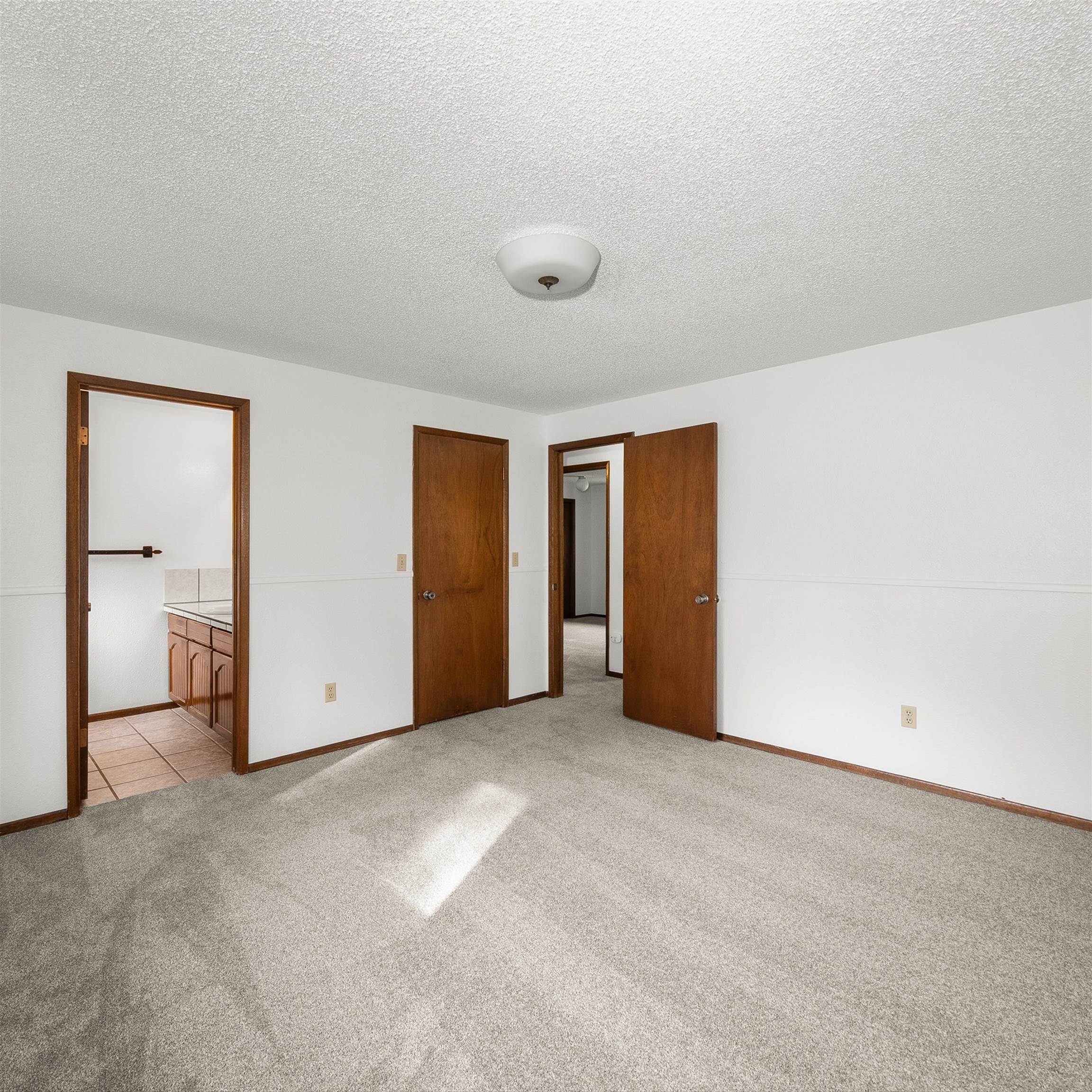 8516 N Greenwood St - Photo 14
