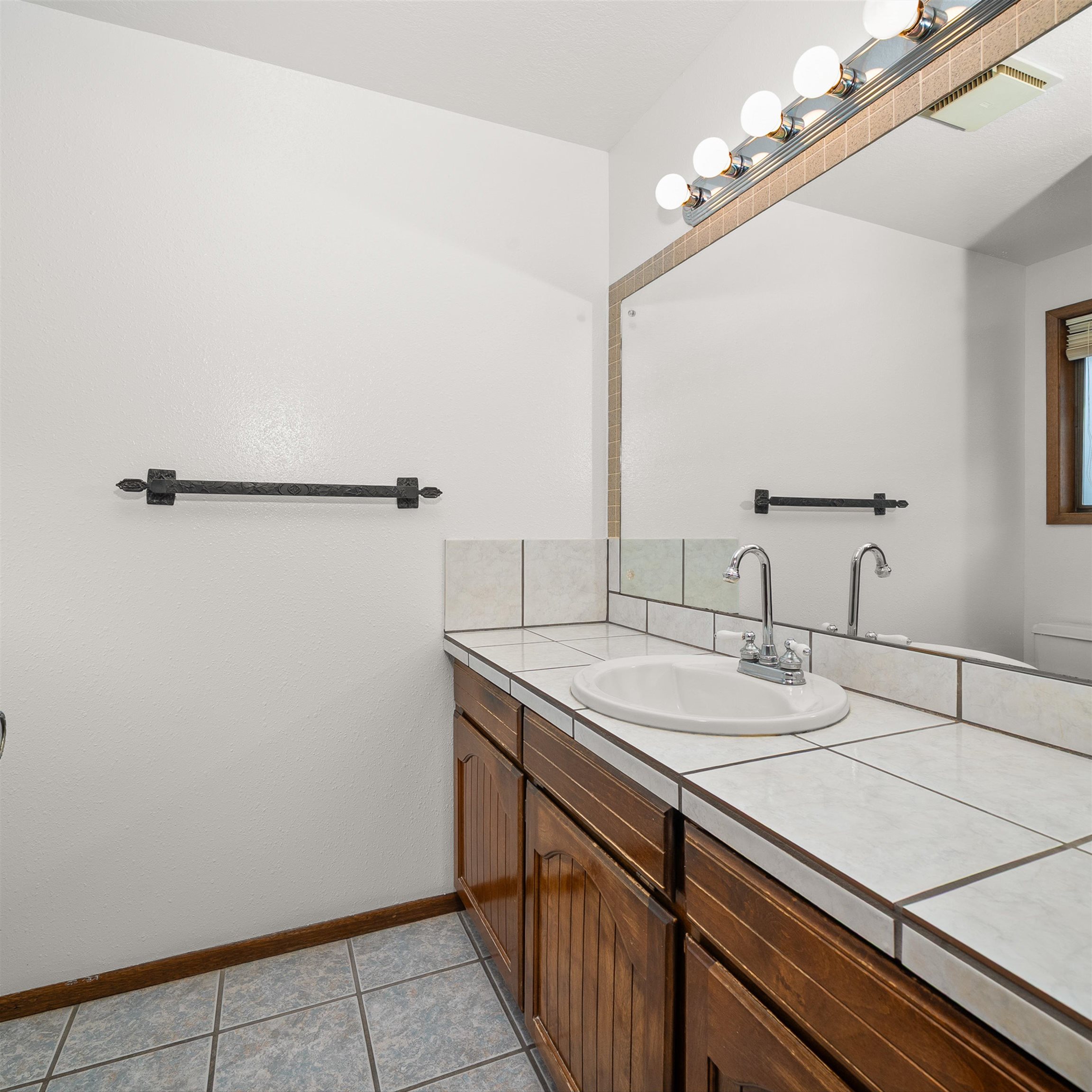 8516 N Greenwood St - Photo 15