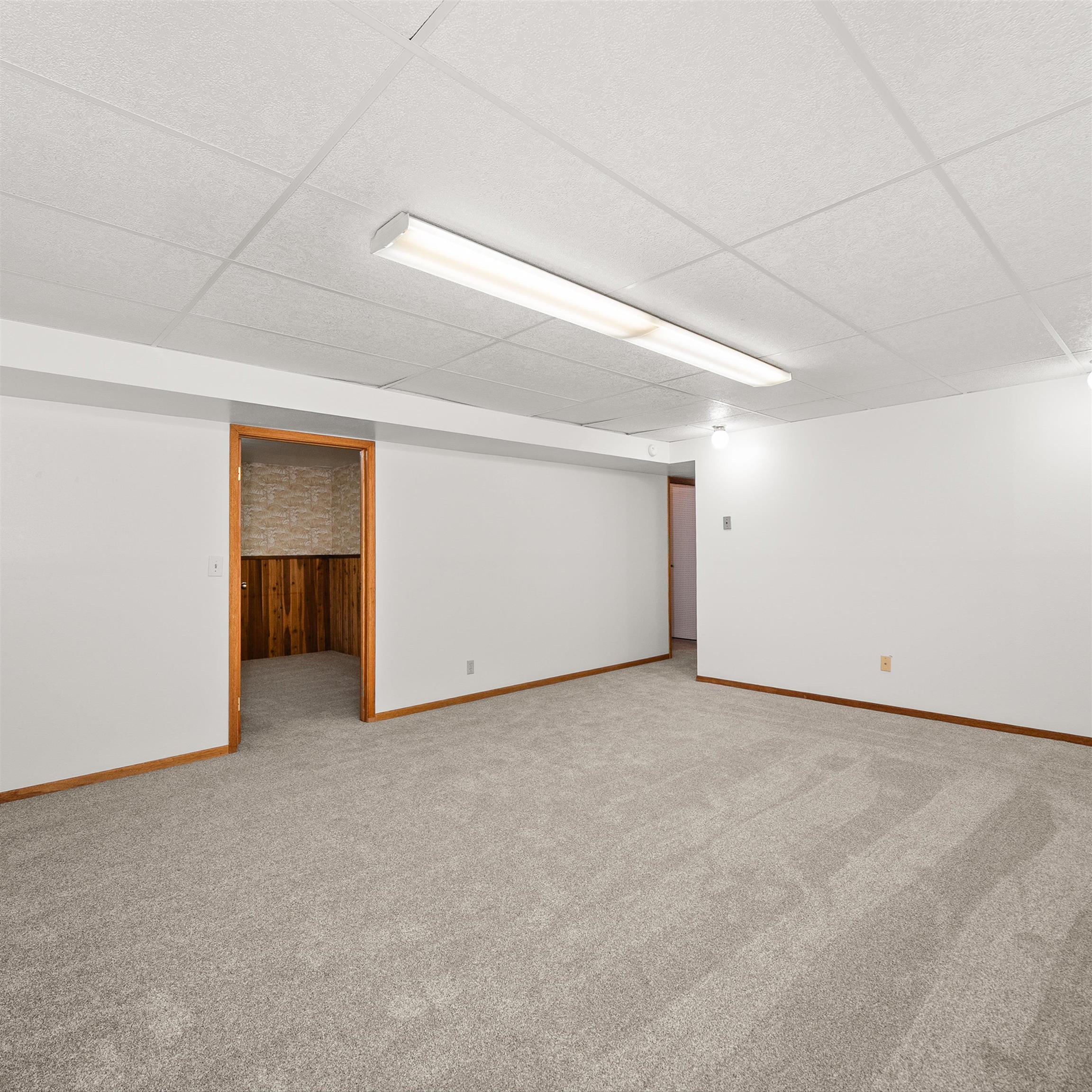 8516 N Greenwood St - Photo 23