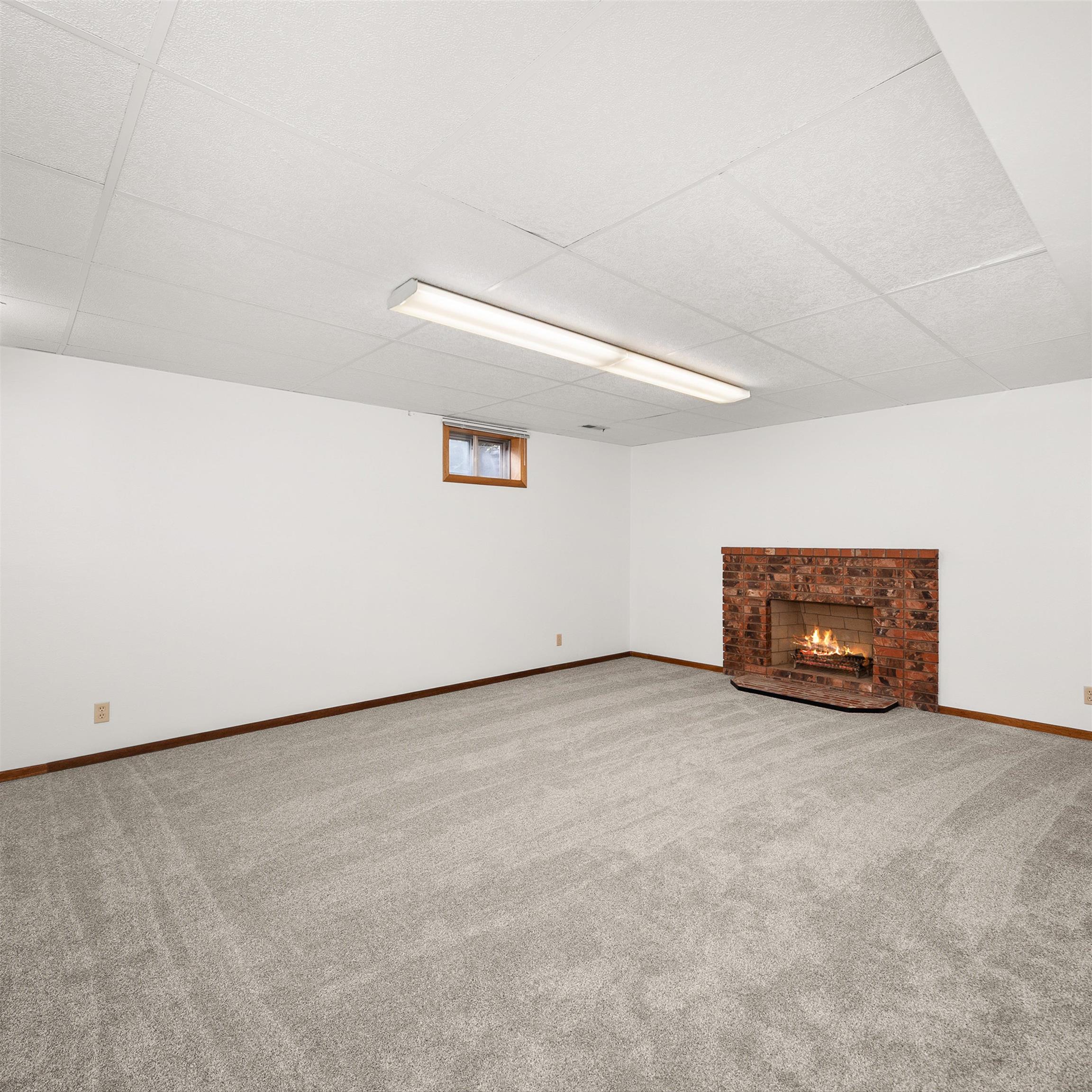 8516 N Greenwood St - Photo 24
