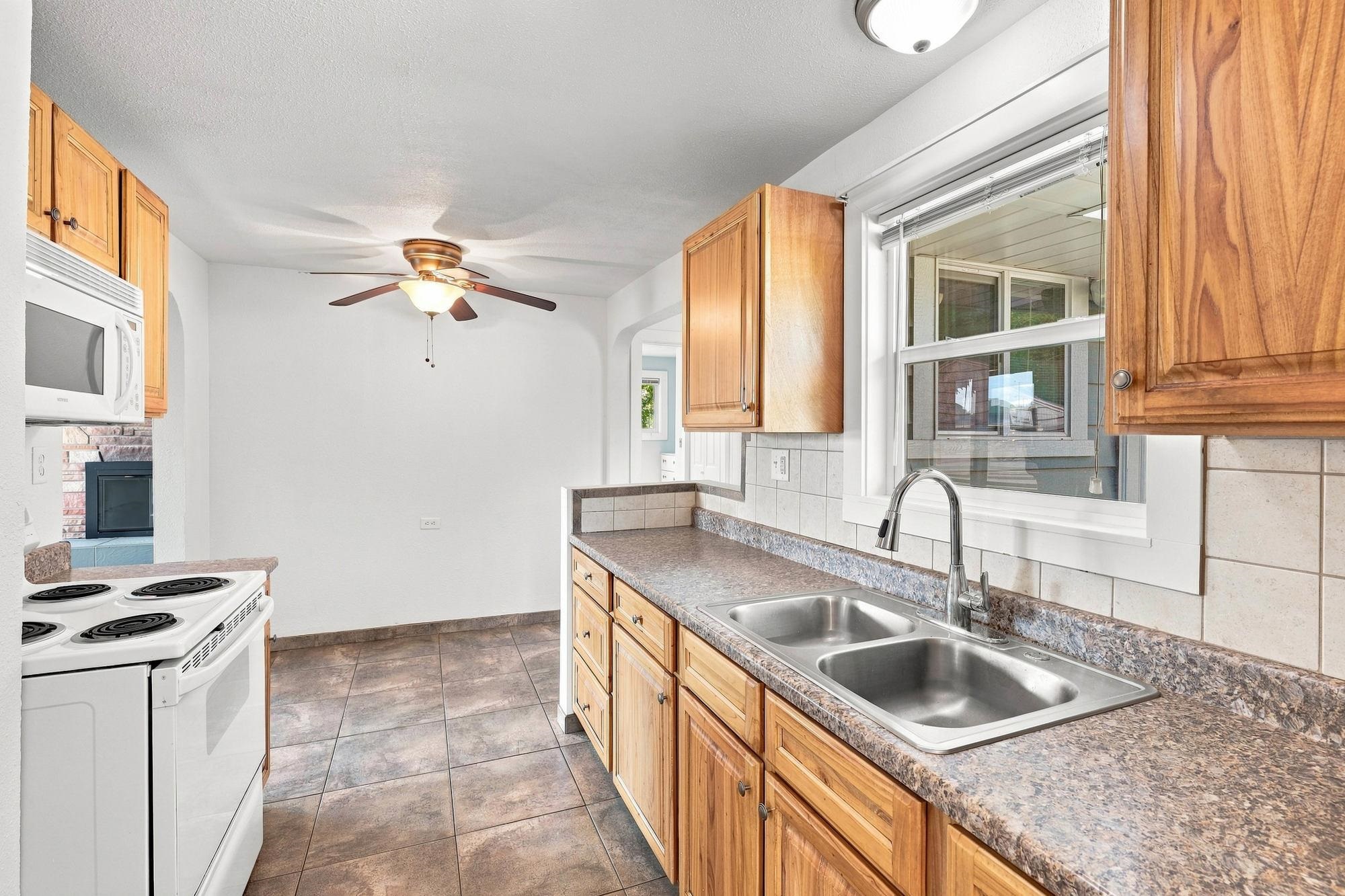 105 N PERRINE Rd - Photo 10