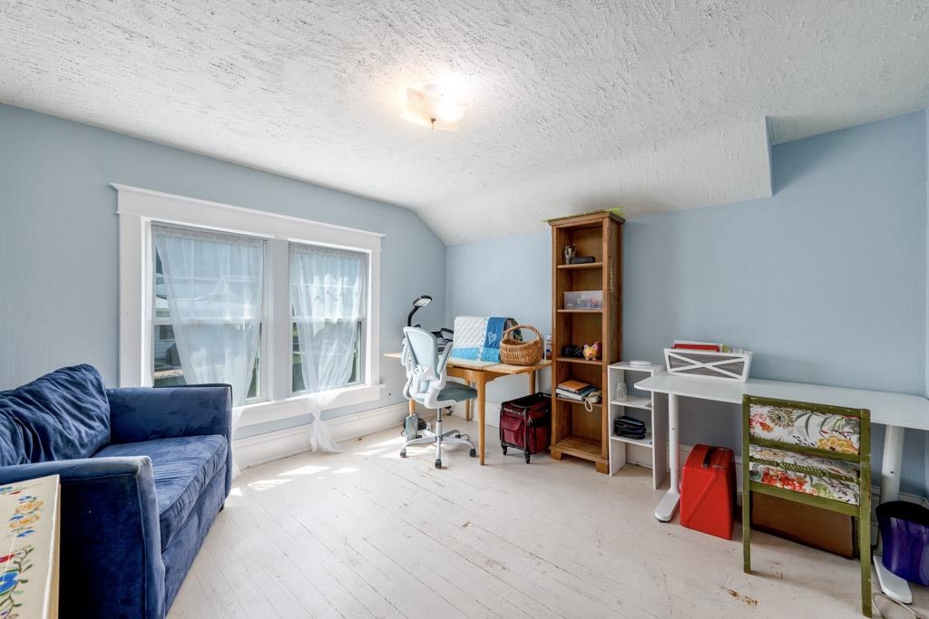 1008 S Lake St - Photo 32