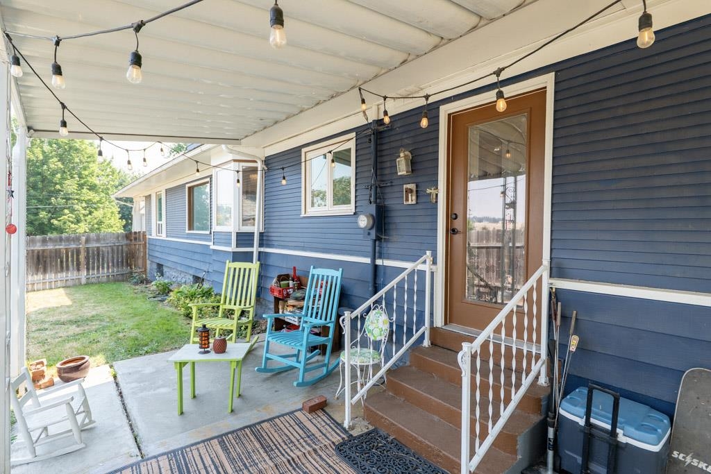 1008 S Lake St - Photo 44