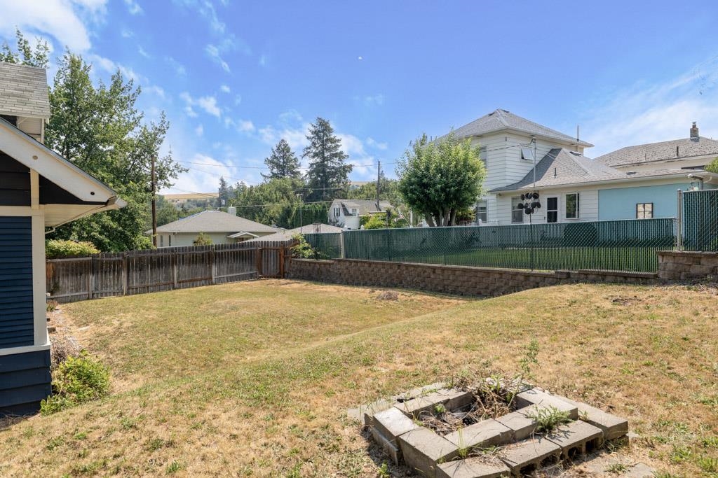1008 S Lake St - Photo 48