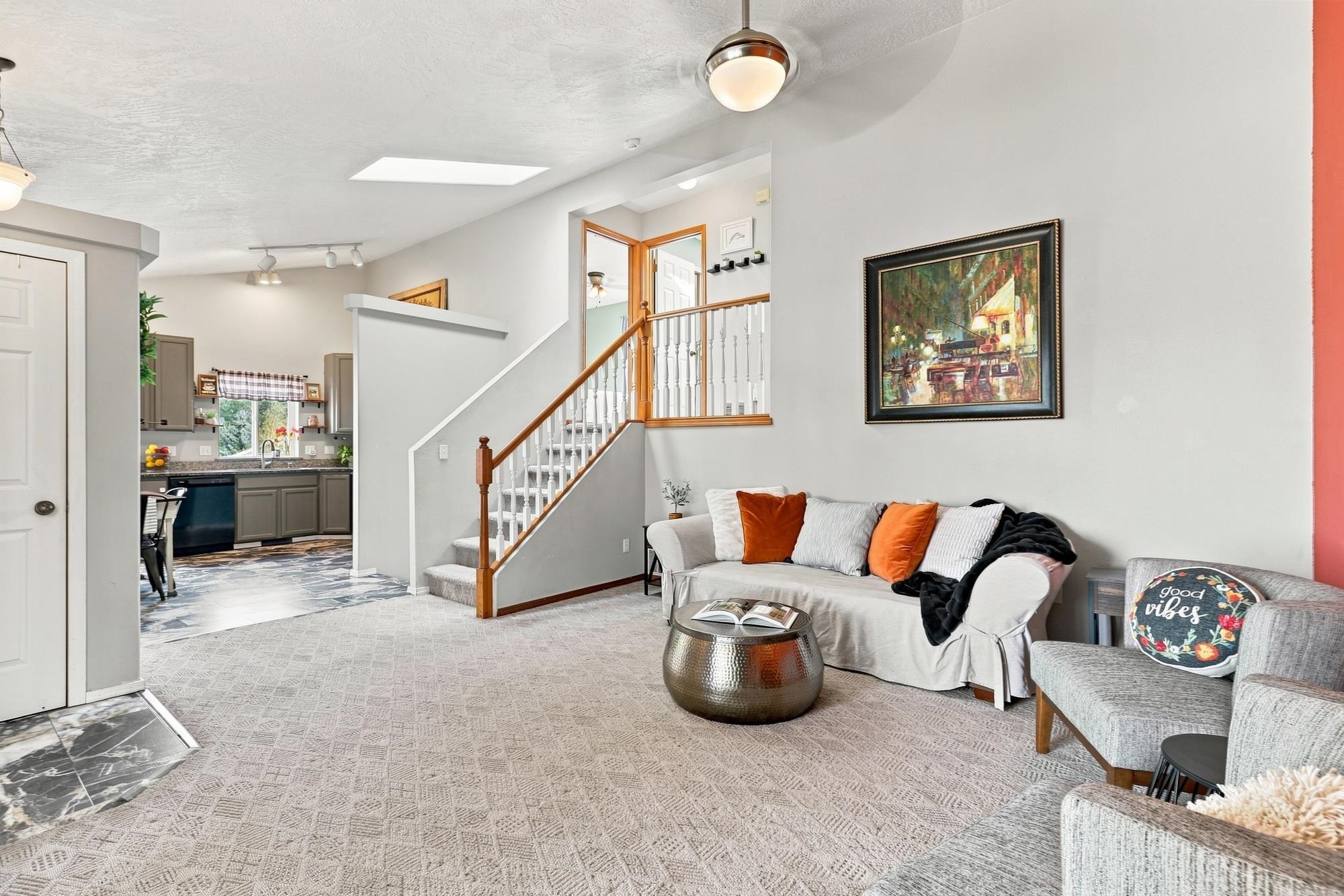 2611 Oxford Cir - Photo 6