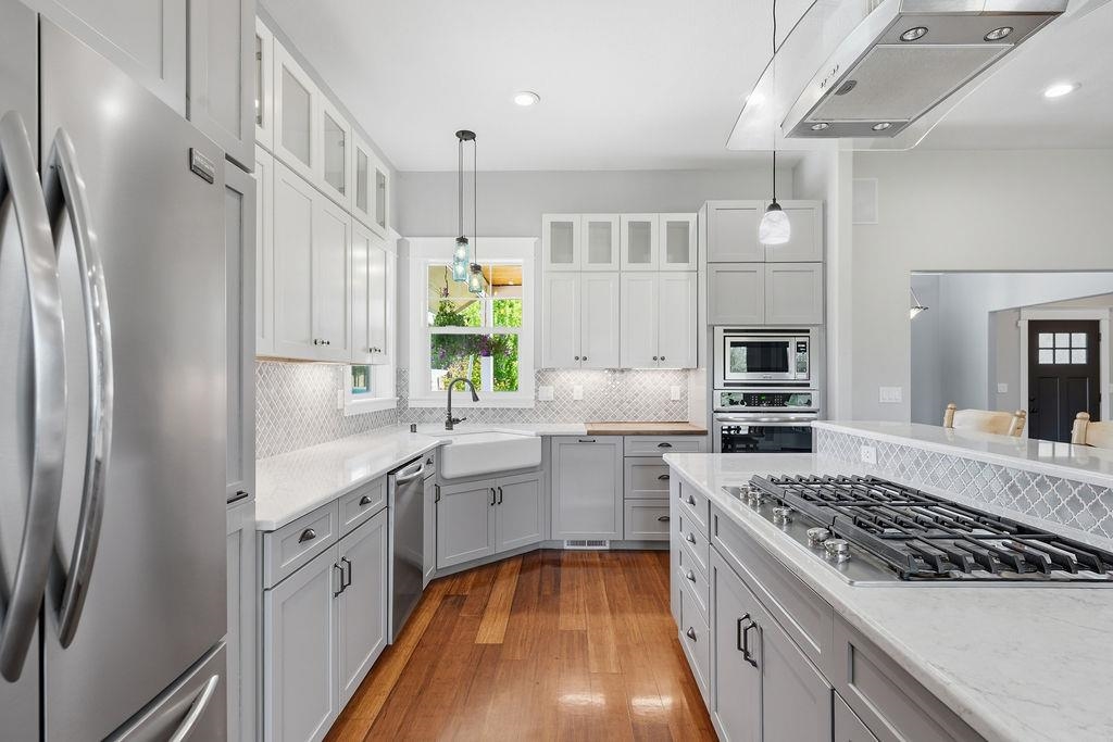 5748 Jergens Rd - Photo 16