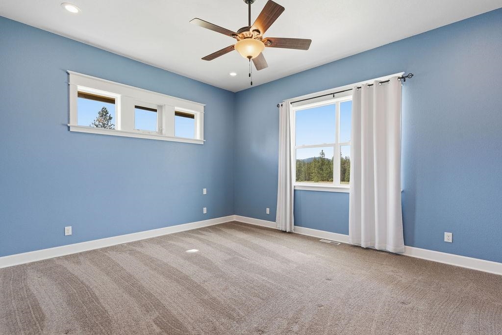 5748 Jergens Rd - Photo 21