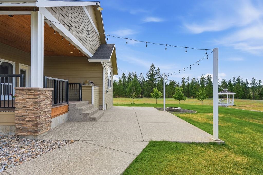 5748 Jergens Rd - Photo 37