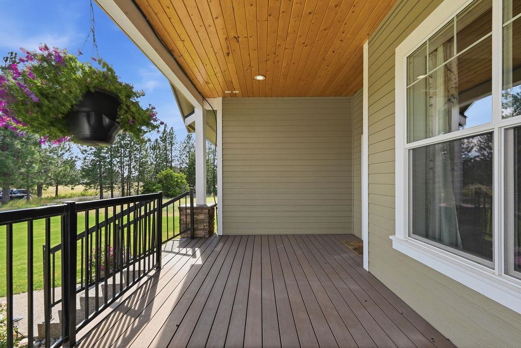 5748 Jergens Rd - Photo 41