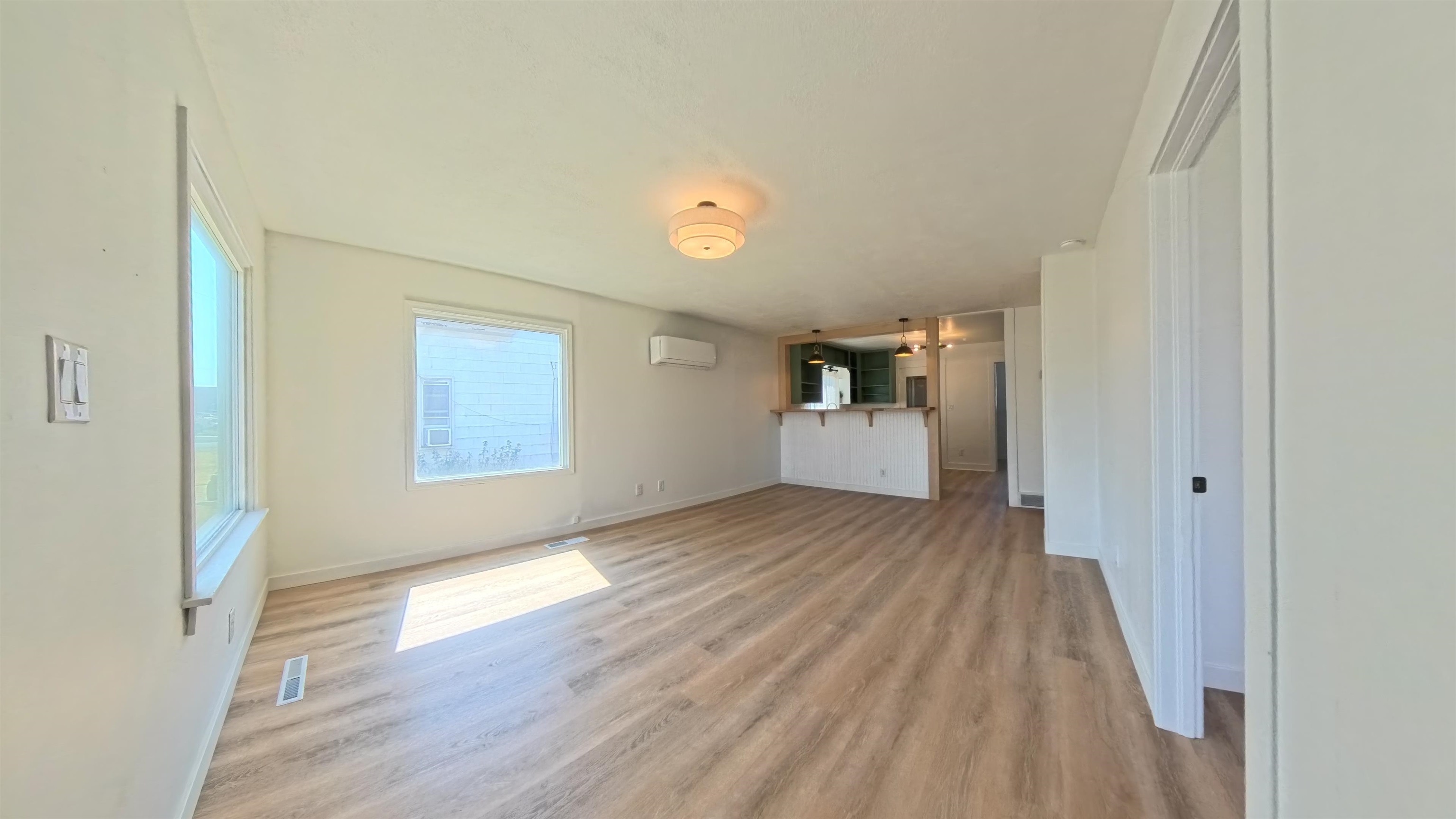 205 E Broadway St - Photo 13
