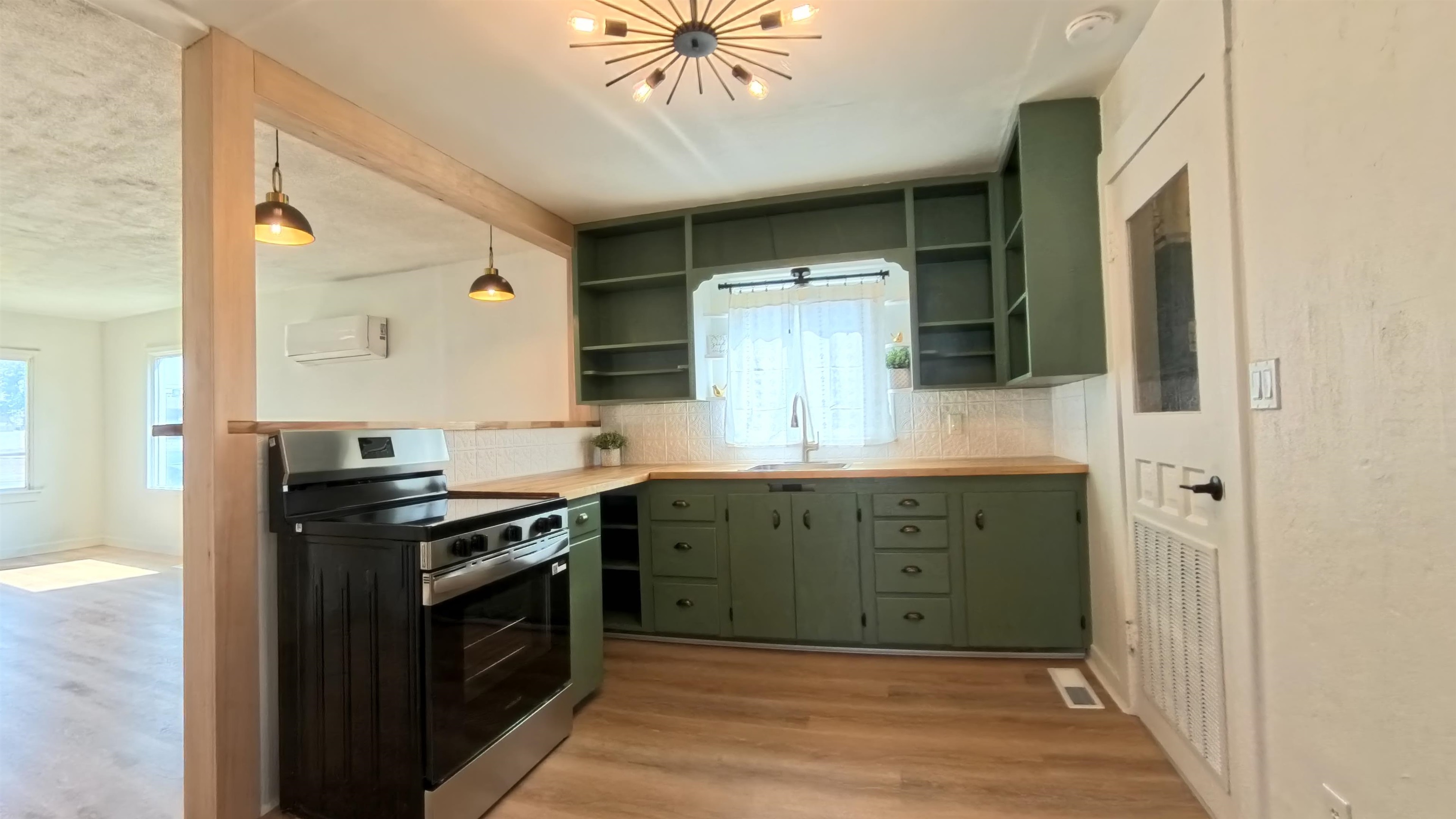 205 E Broadway St - Photo 20