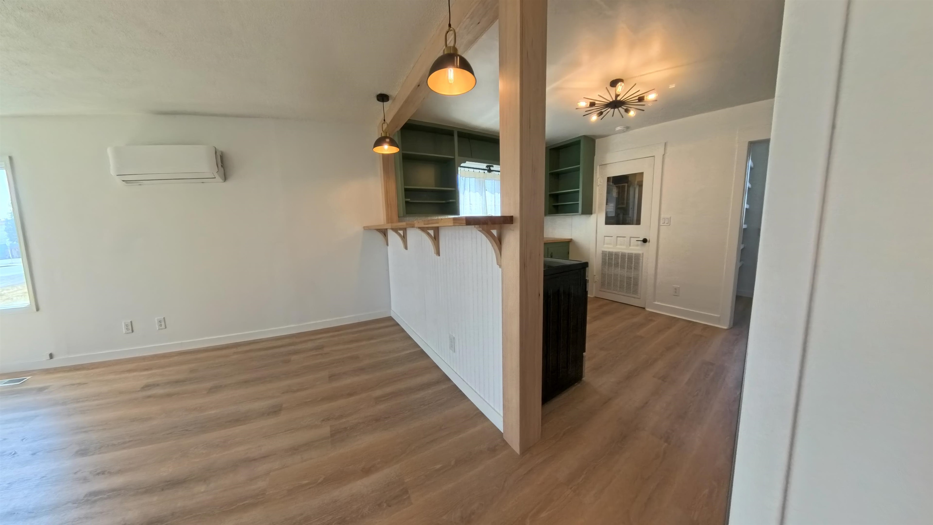205 E Broadway St - Photo 22