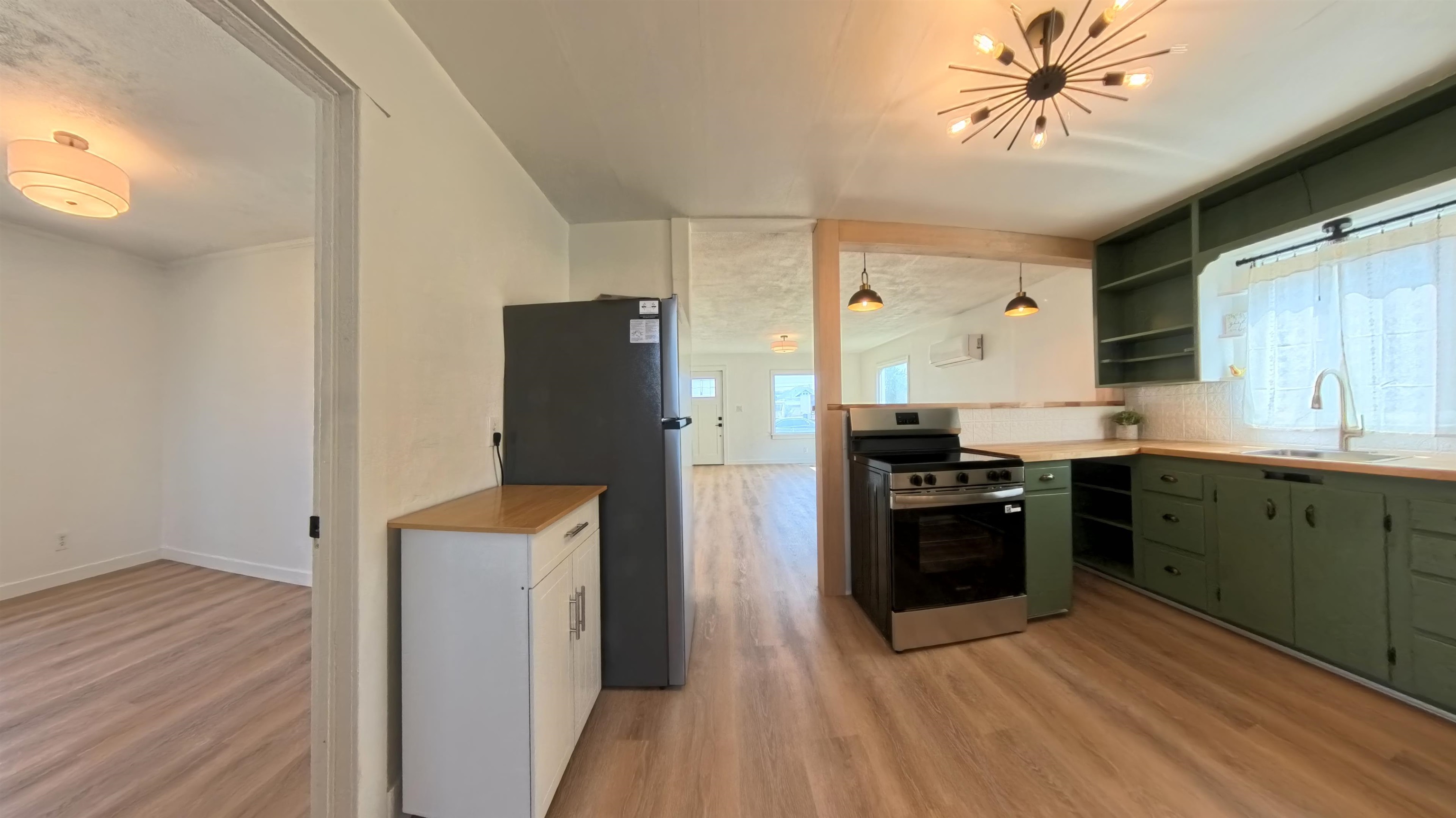 205 E Broadway St - Photo 26