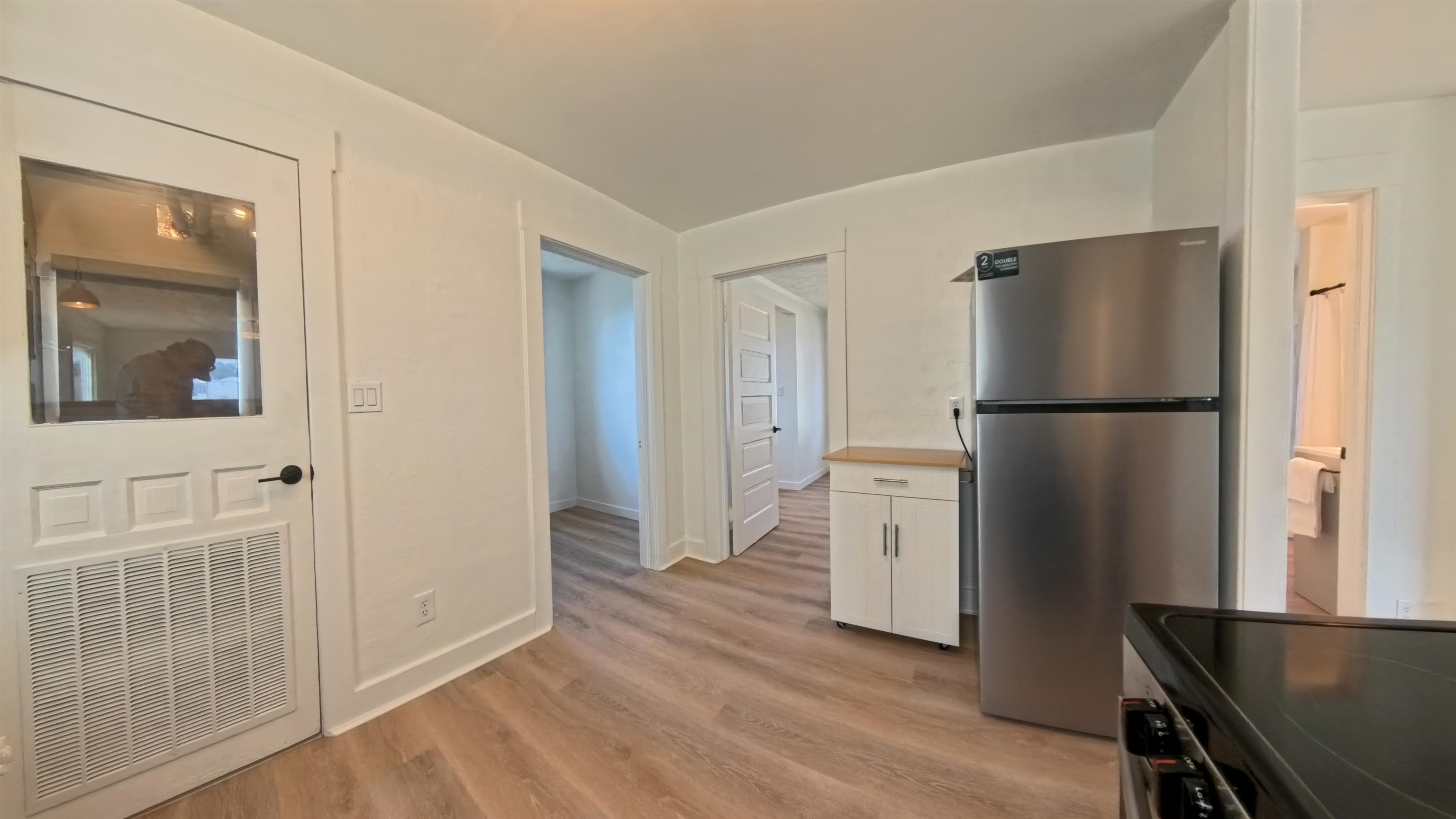 205 E Broadway St - Photo 27