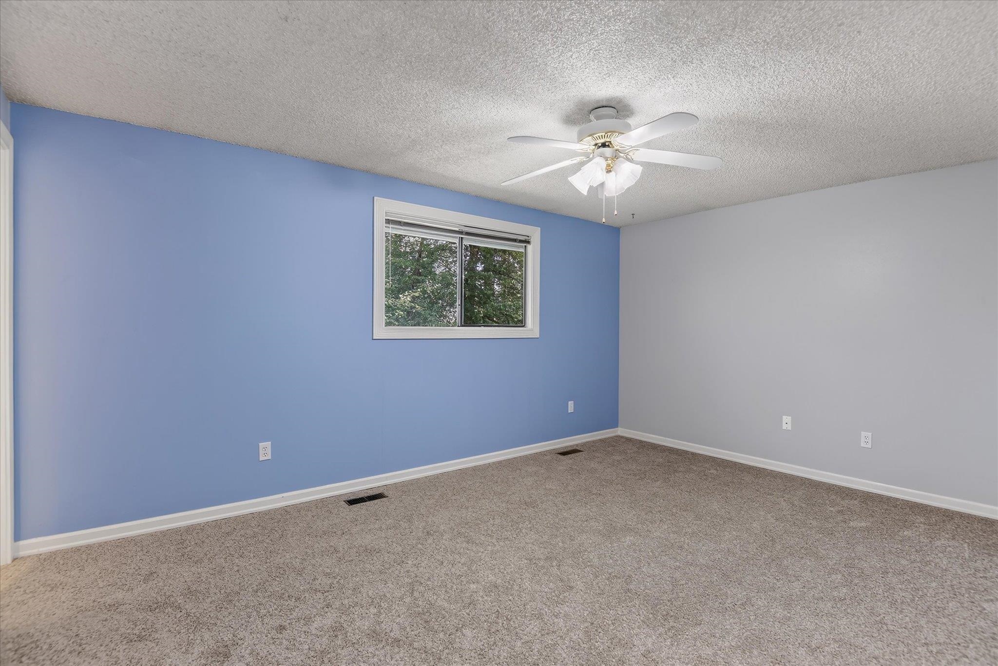11325 E 45TH Ave - Photo 14