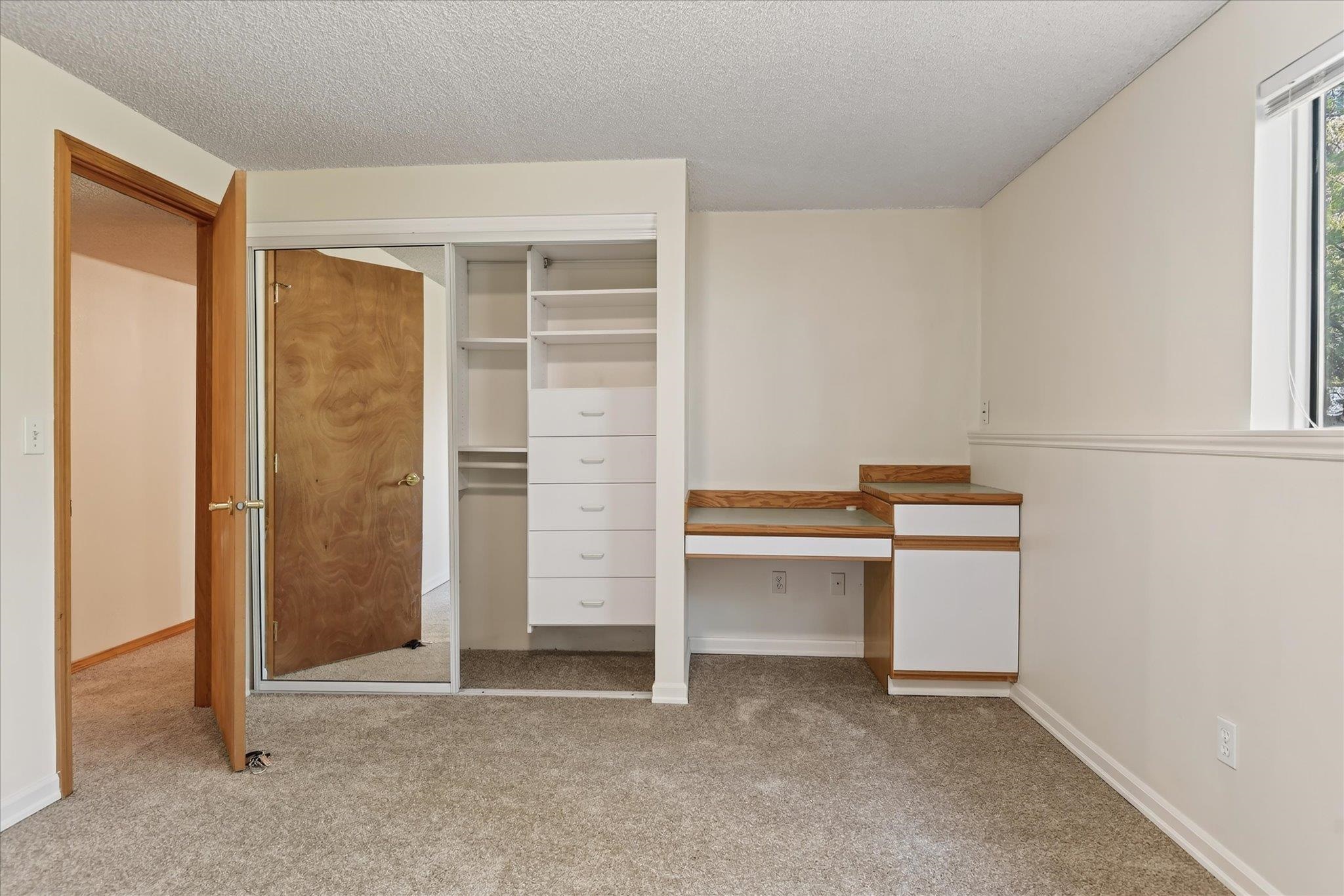 11325 E 45TH Ave - Photo 34
