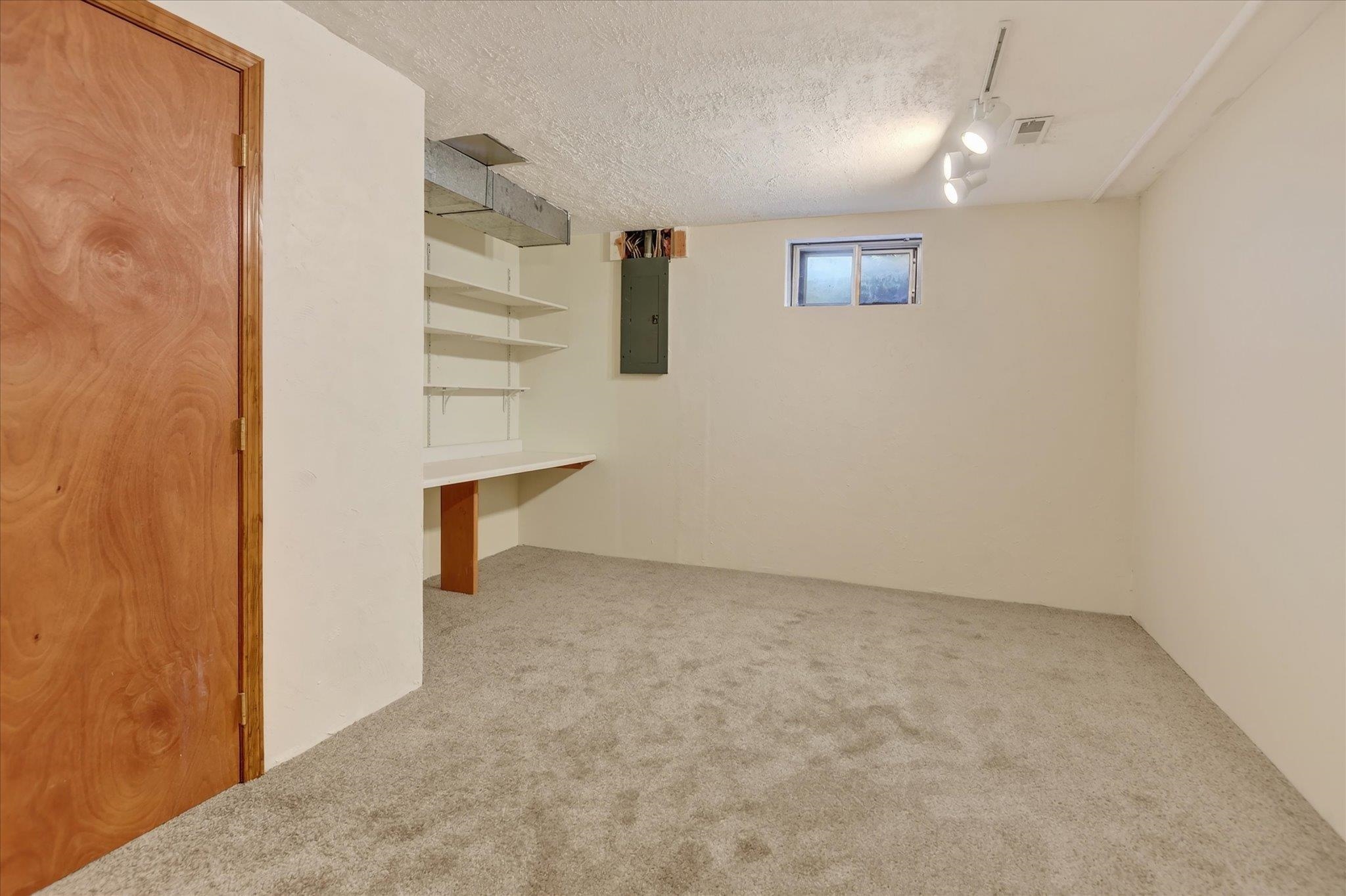 11325 E 45TH Ave - Photo 35