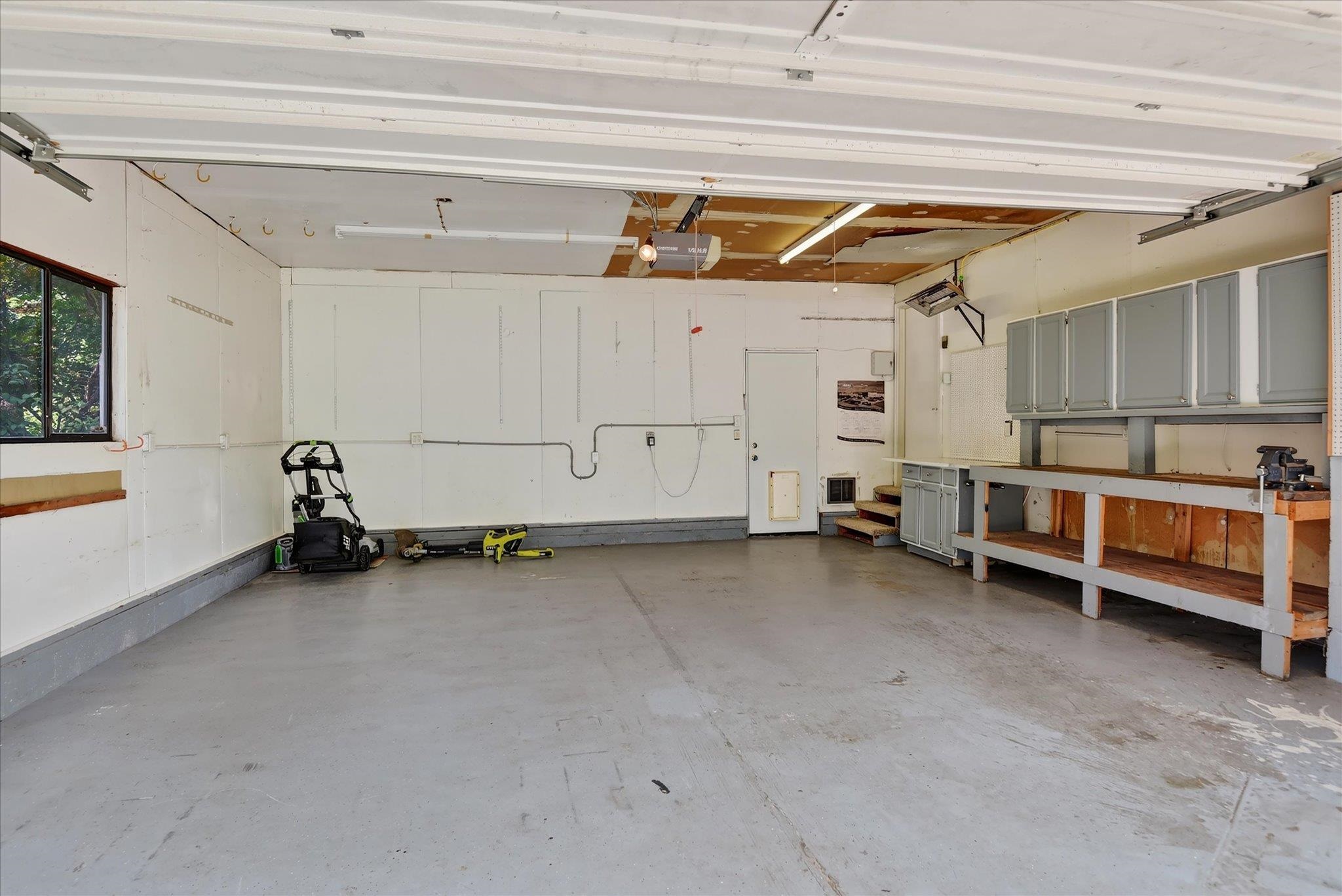 11325 E 45TH Ave - Photo 39
