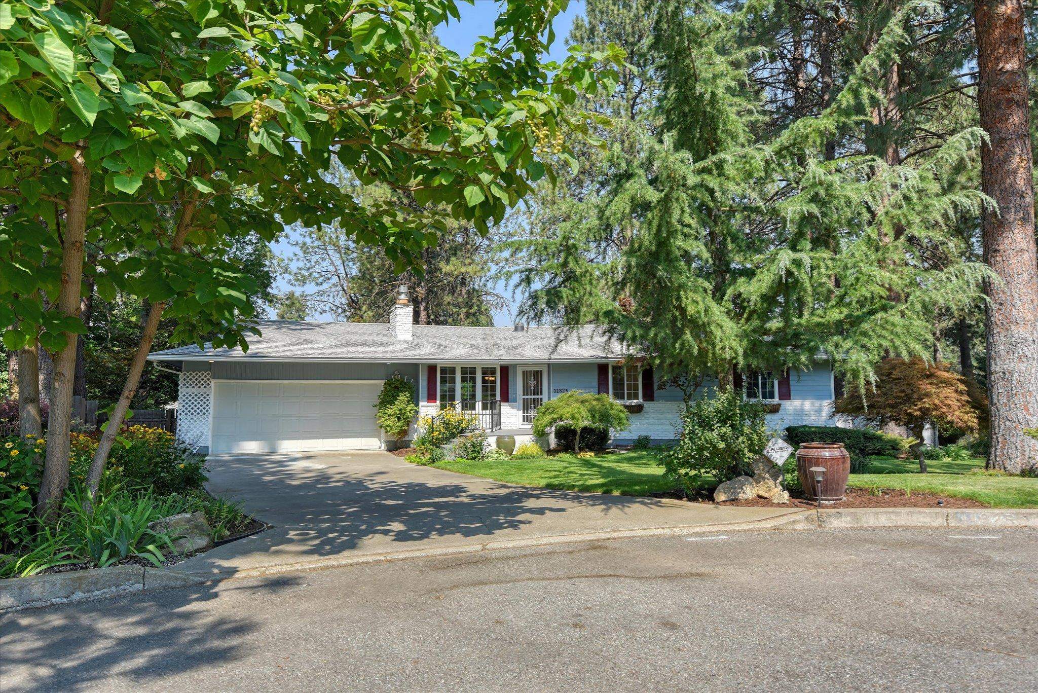 11325 E 45TH Ave - Photo 1