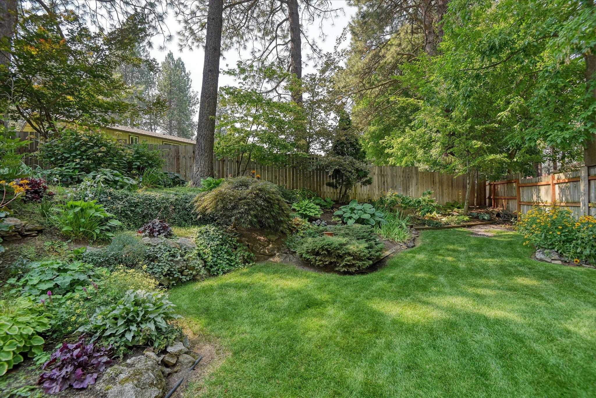 11325 E 45TH Ave - Photo 44