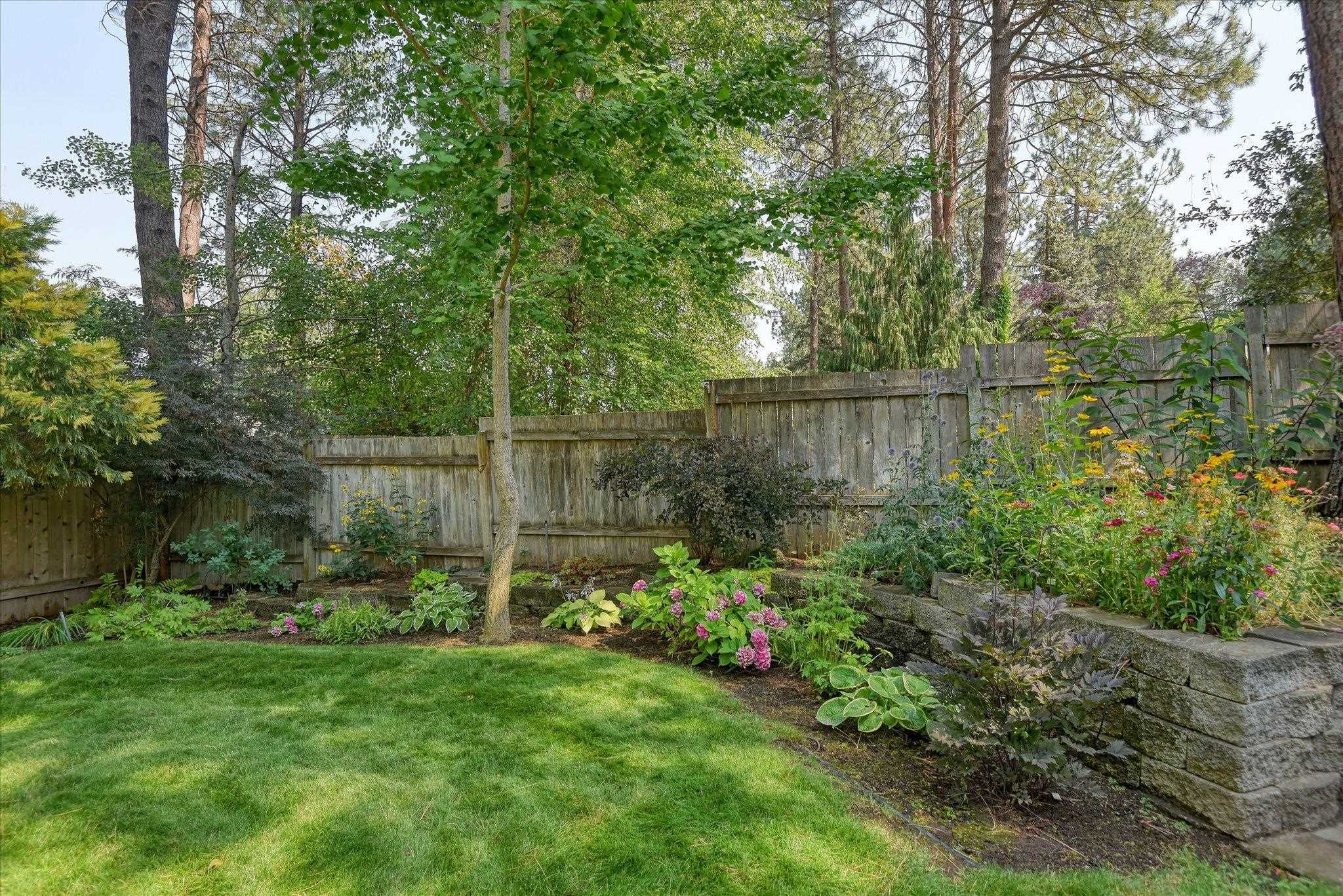 11325 E 45TH Ave - Photo 47