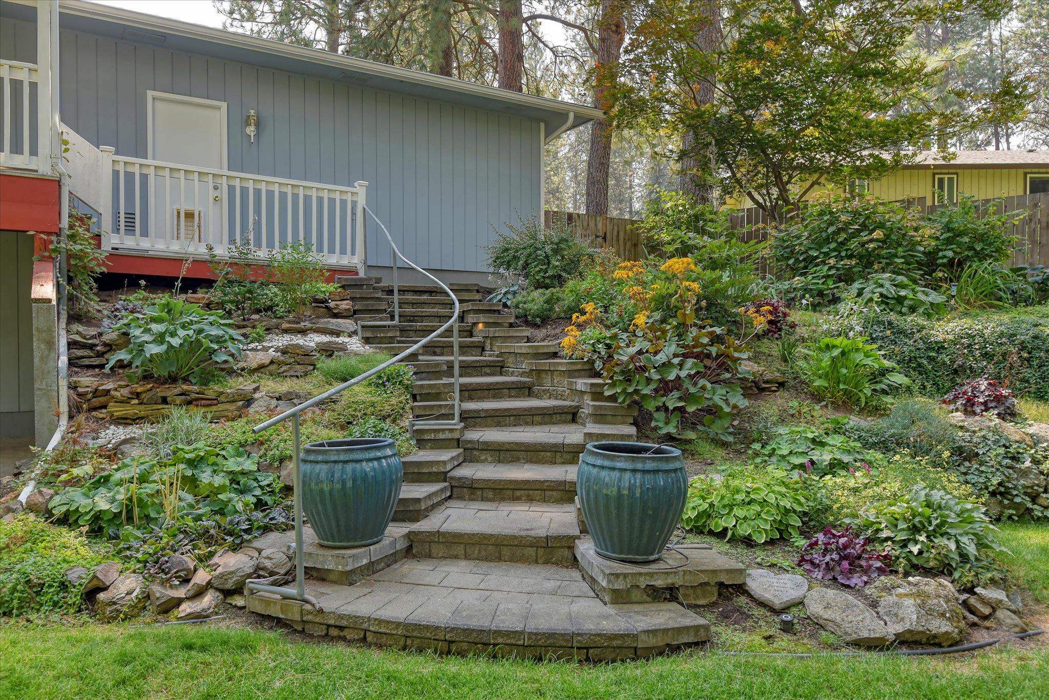 11325 E 45TH Ave - Photo 49