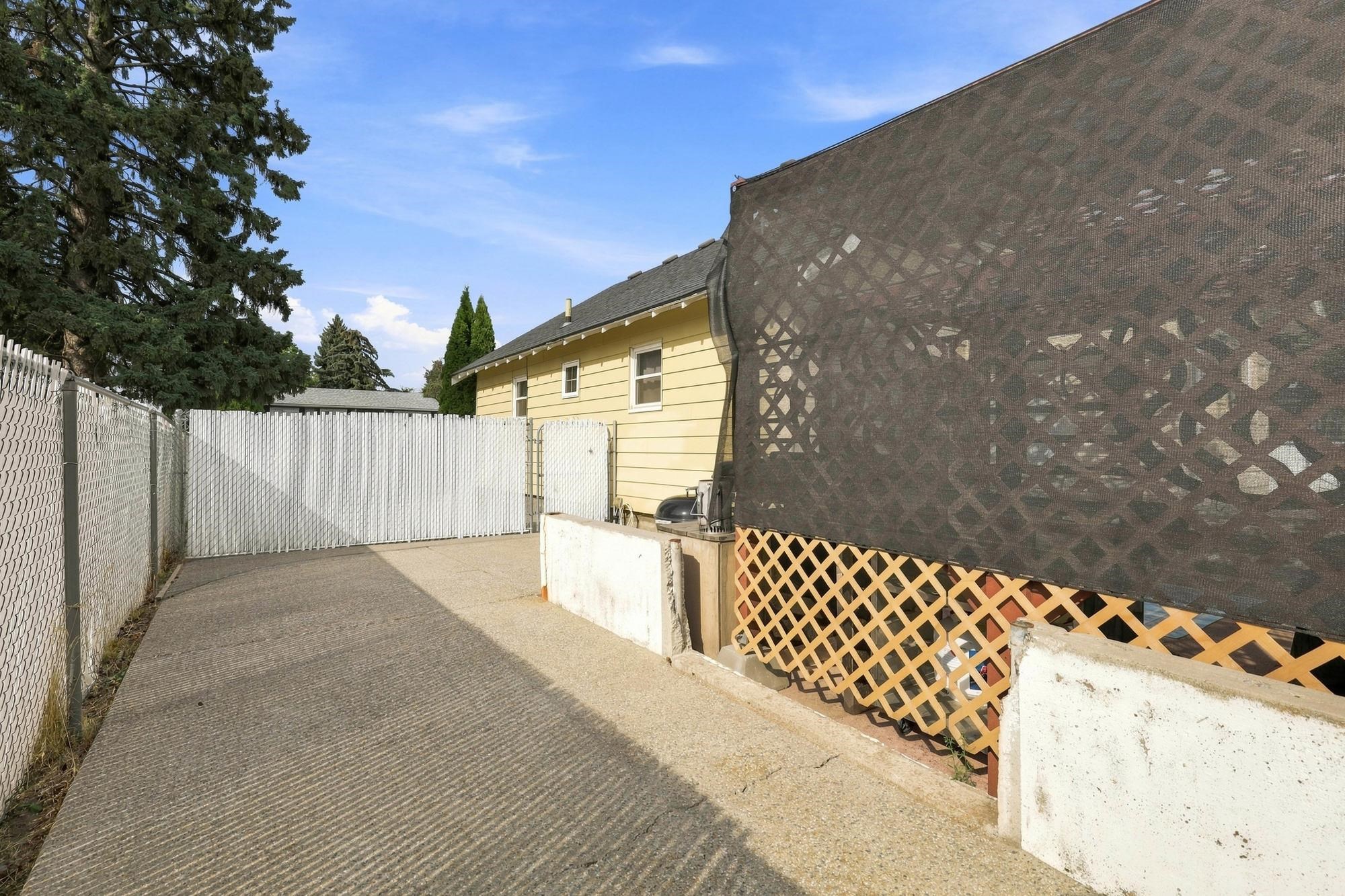 3528 E 32nd Ave - Photo 35