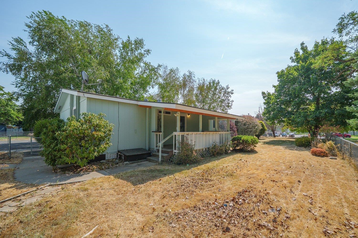 1305 E Evergreen St - Photo 43
