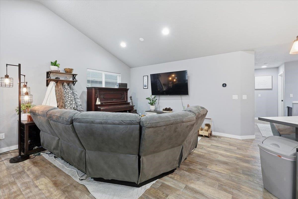 1774 N Harvest Pkwy - Photo 6