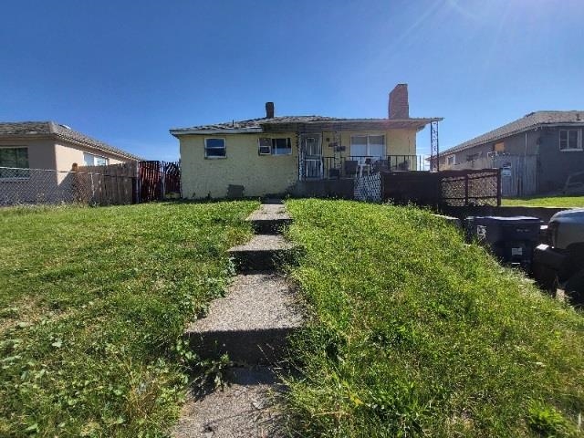 2414 E Longfellow Ave - Photo 4